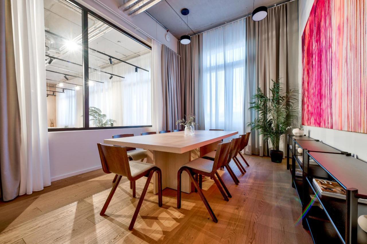 Habyt-the Waterfront Hotel