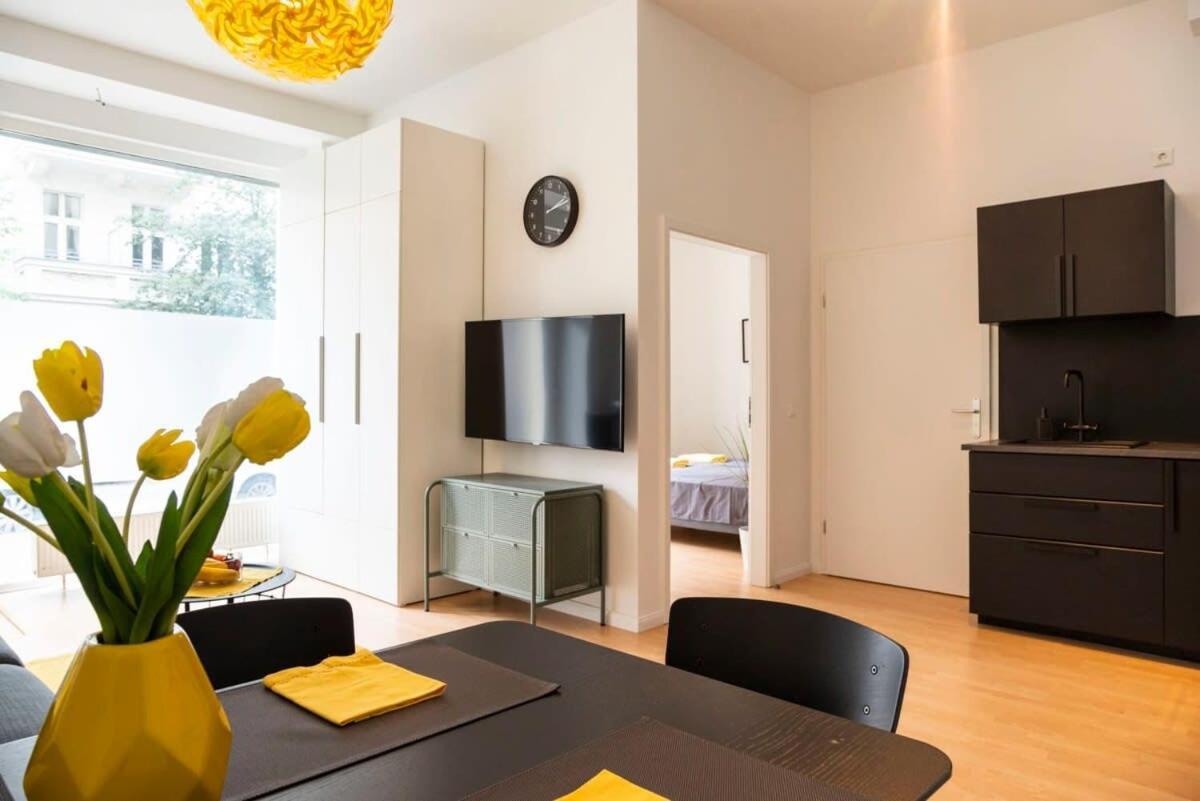 Apartamento Family At Mauerpark Selfcheckin Street Parking Berlim
