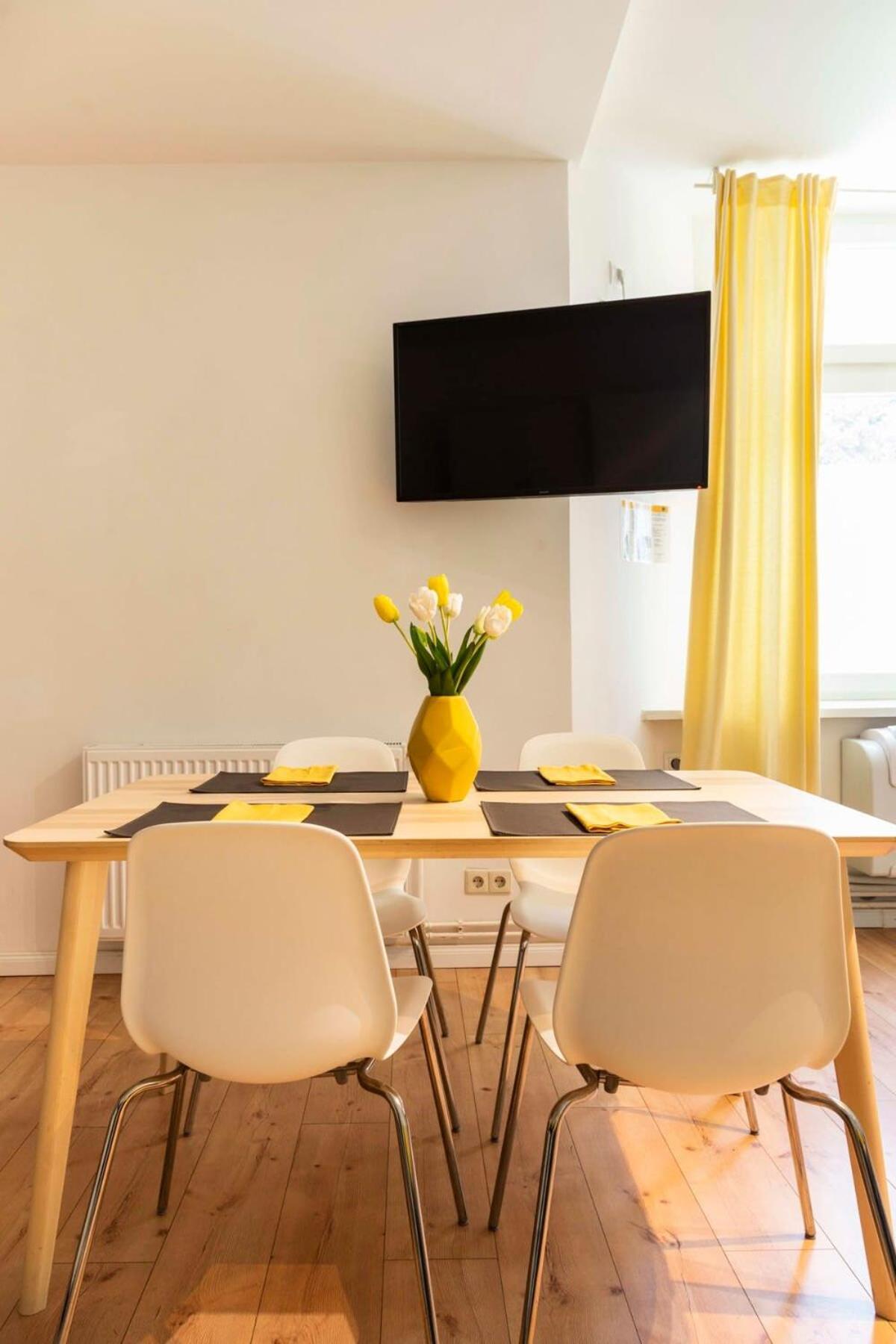Apartment Cosy Two Br Self Checkin Street Parking Berlin