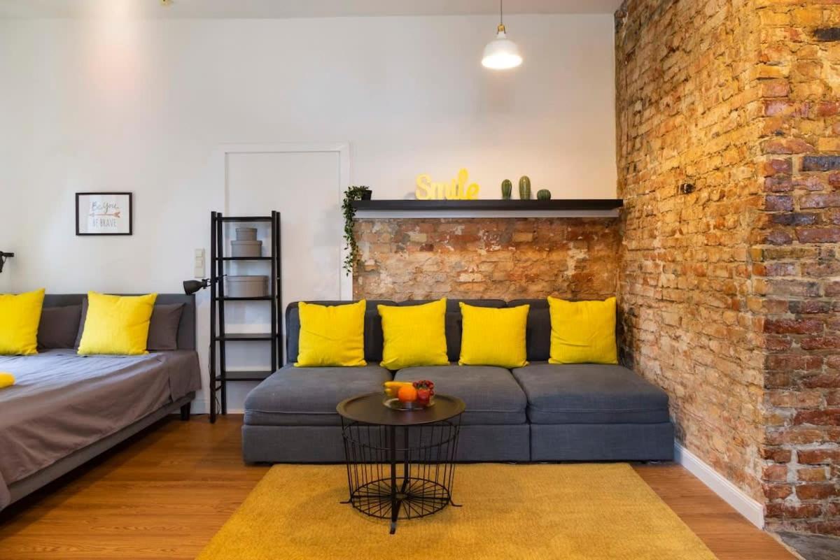 Shabby Chic Self Checkin And Free Street Parking Apartamento Berlim