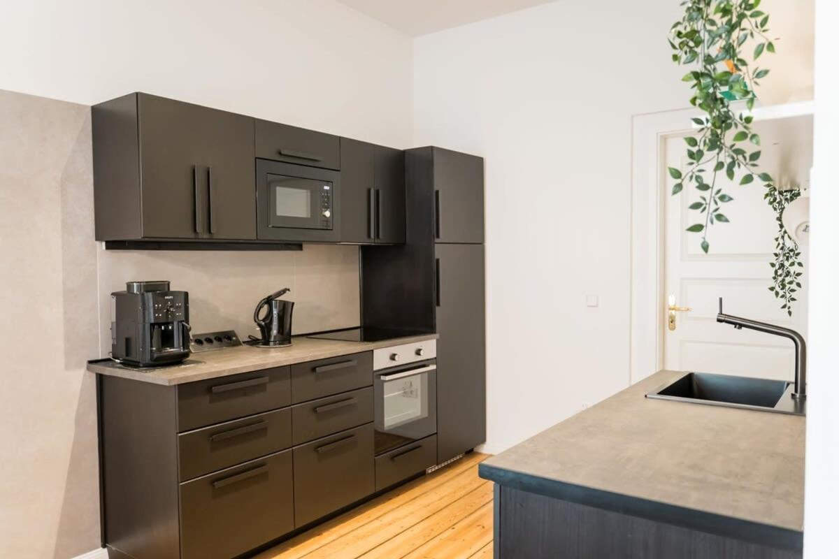 At Rosenthaler Platz Apartment