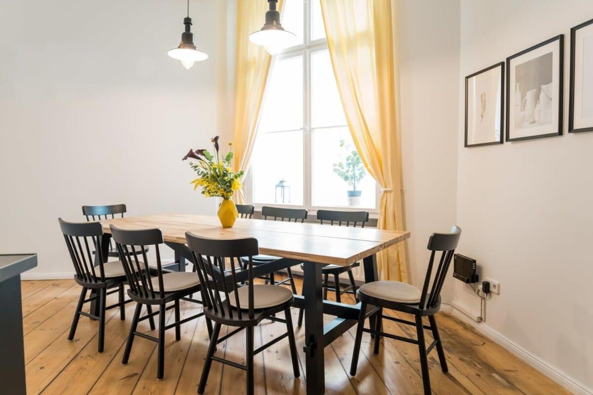 At Rosenthaler Platz Apartment *