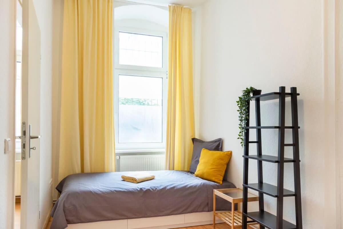 Spacious Family At Mauerpark Selfcheckin Apartment Berlin