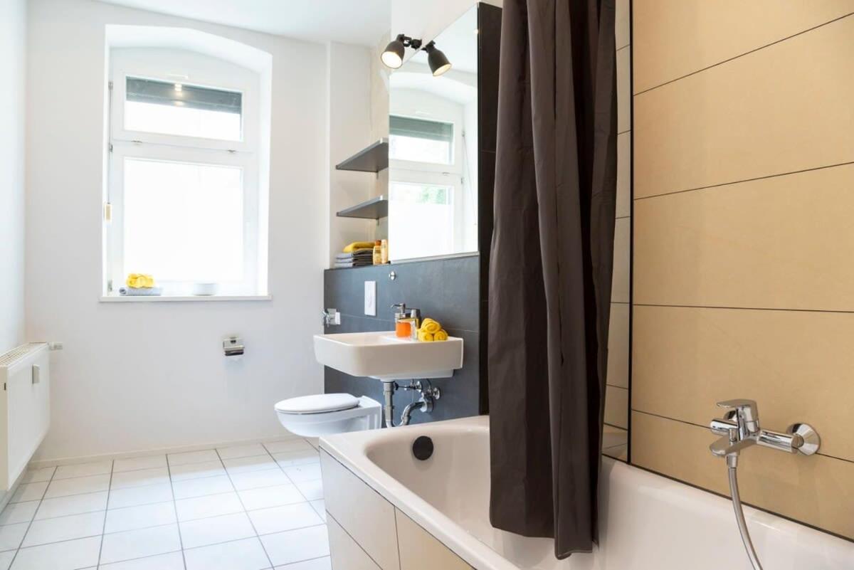 Shabby Chic Self Checkin And Free Street Parking Apartamento Berlim