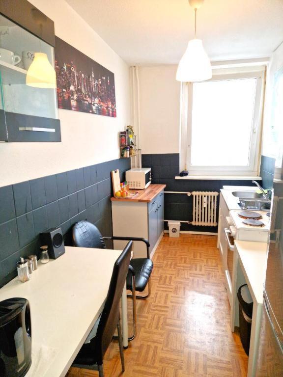 20m² Cozy Nice 12 Min. Near The Center Alexandeplatz *
