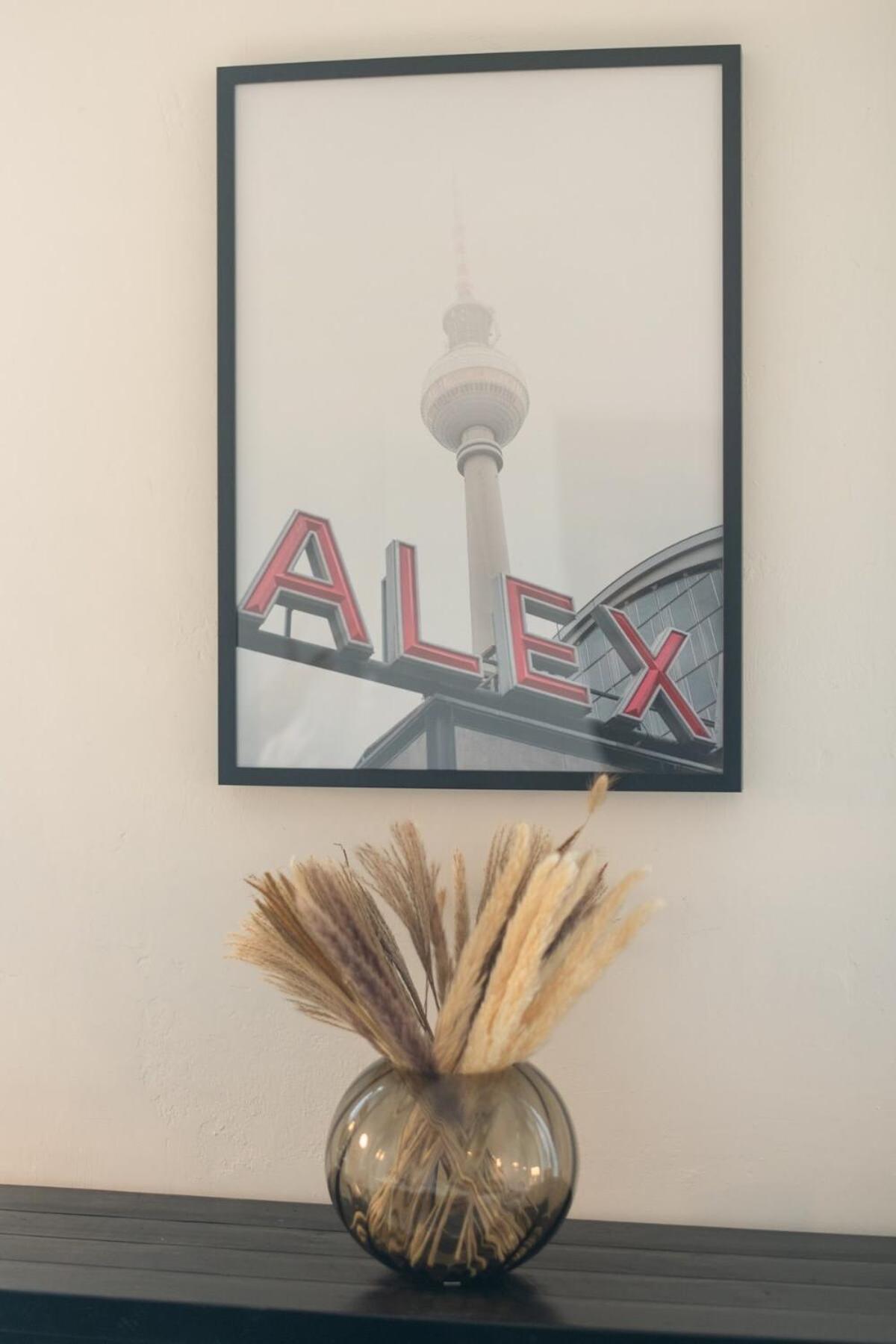 Homely - Spacious, Modern, S-bahn Nearby , Groups & Families Apartamento *