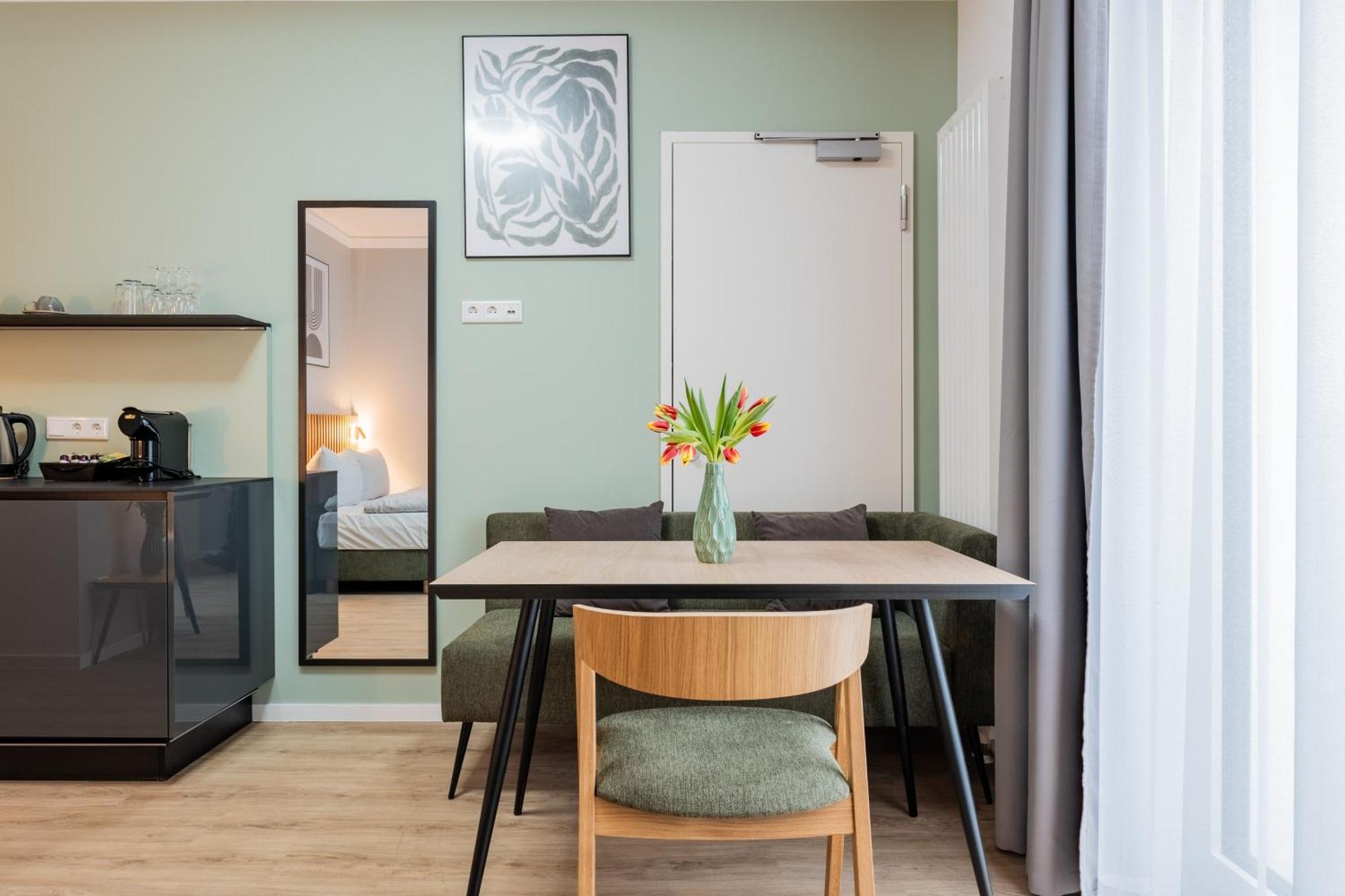 Nena Adlershof Aparthotel Berlin