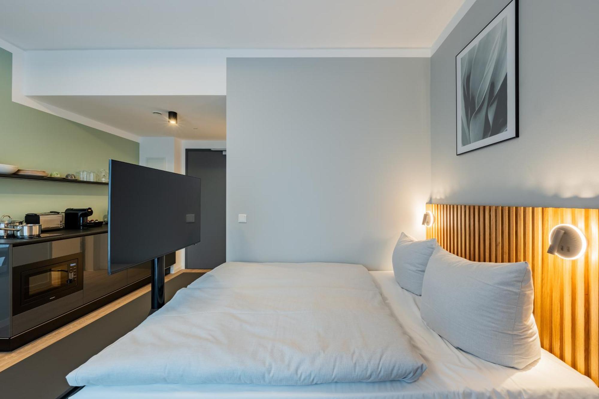Nena Adlershof Aparthotel *