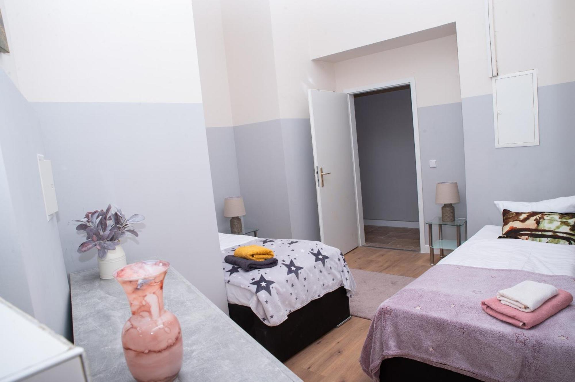 Big 4rooms Kurfuerstendamm * Berlin