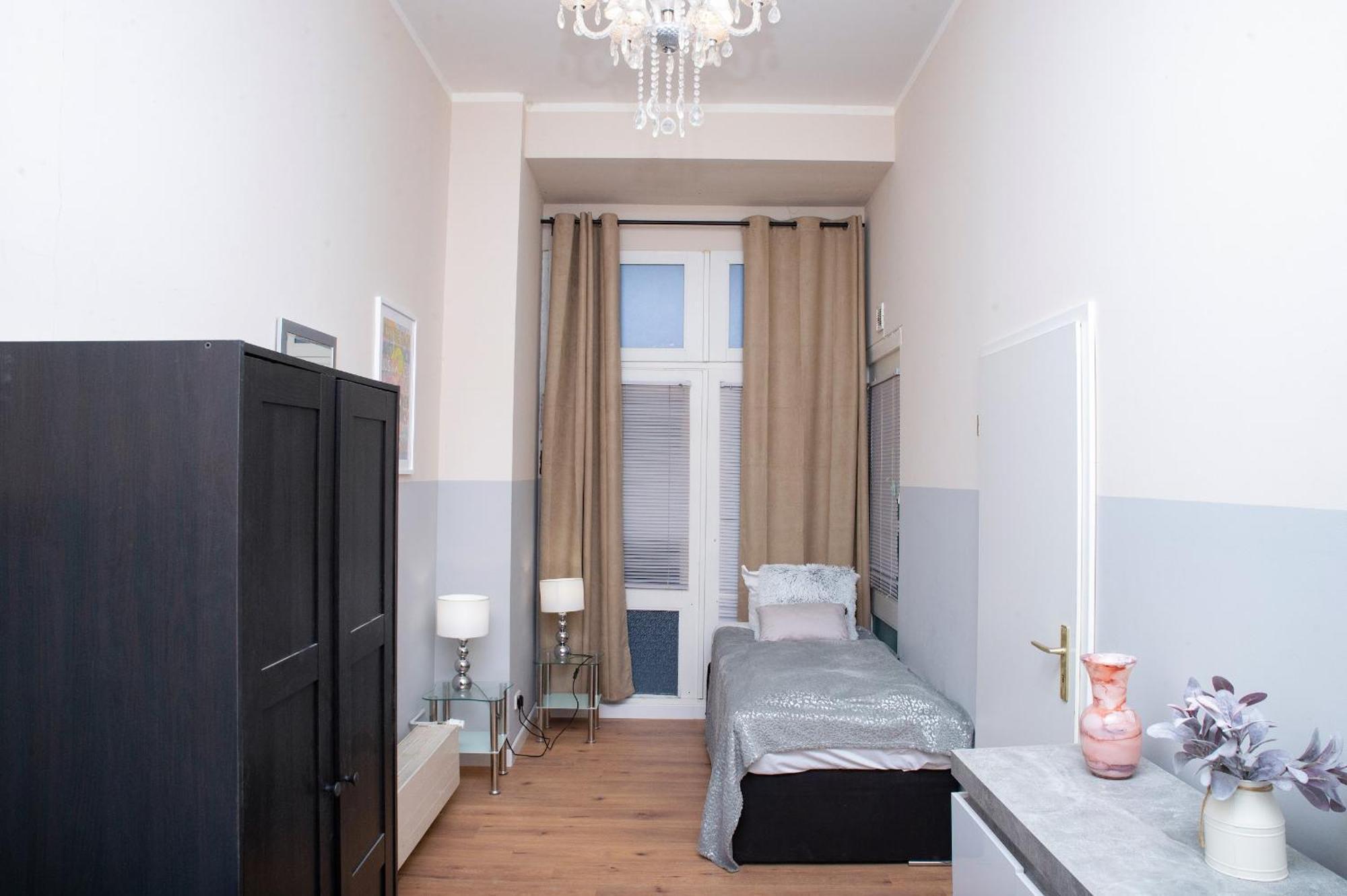 Big 4rooms Kurfuerstendamm Apartment Berlin