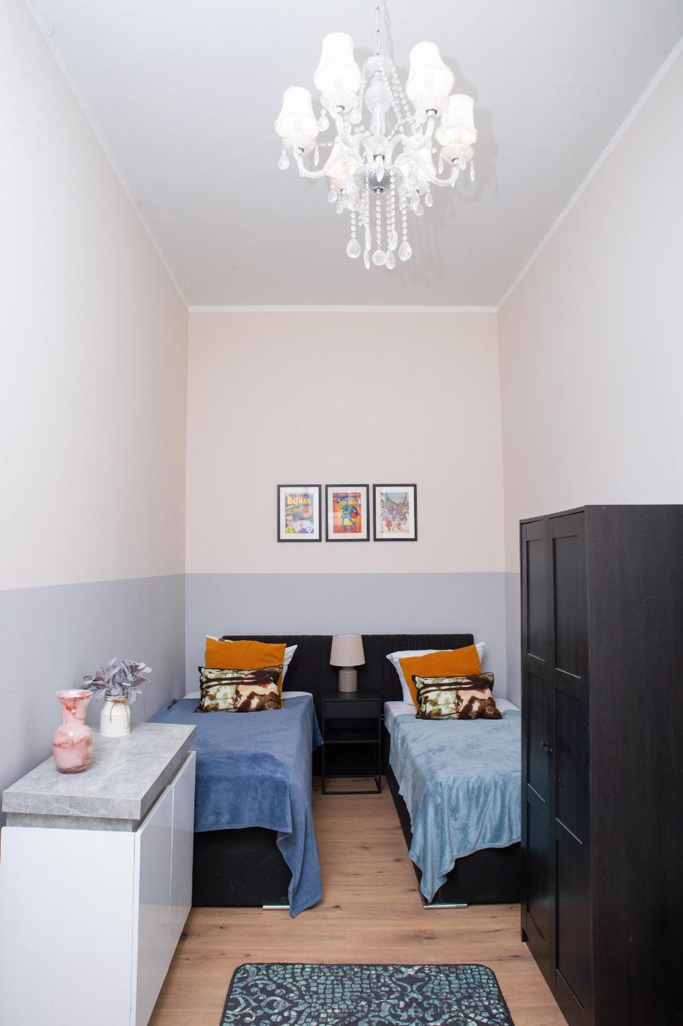 Big 4rooms Kurfuerstendamm