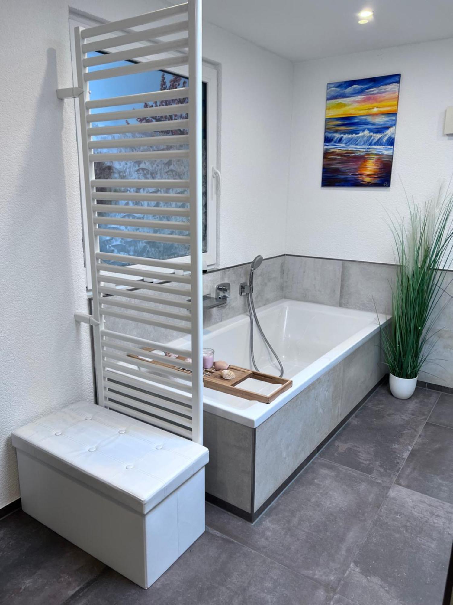 Zwischen Wald Und Wasser Mit Grossem Wasserbett & E-kamin *