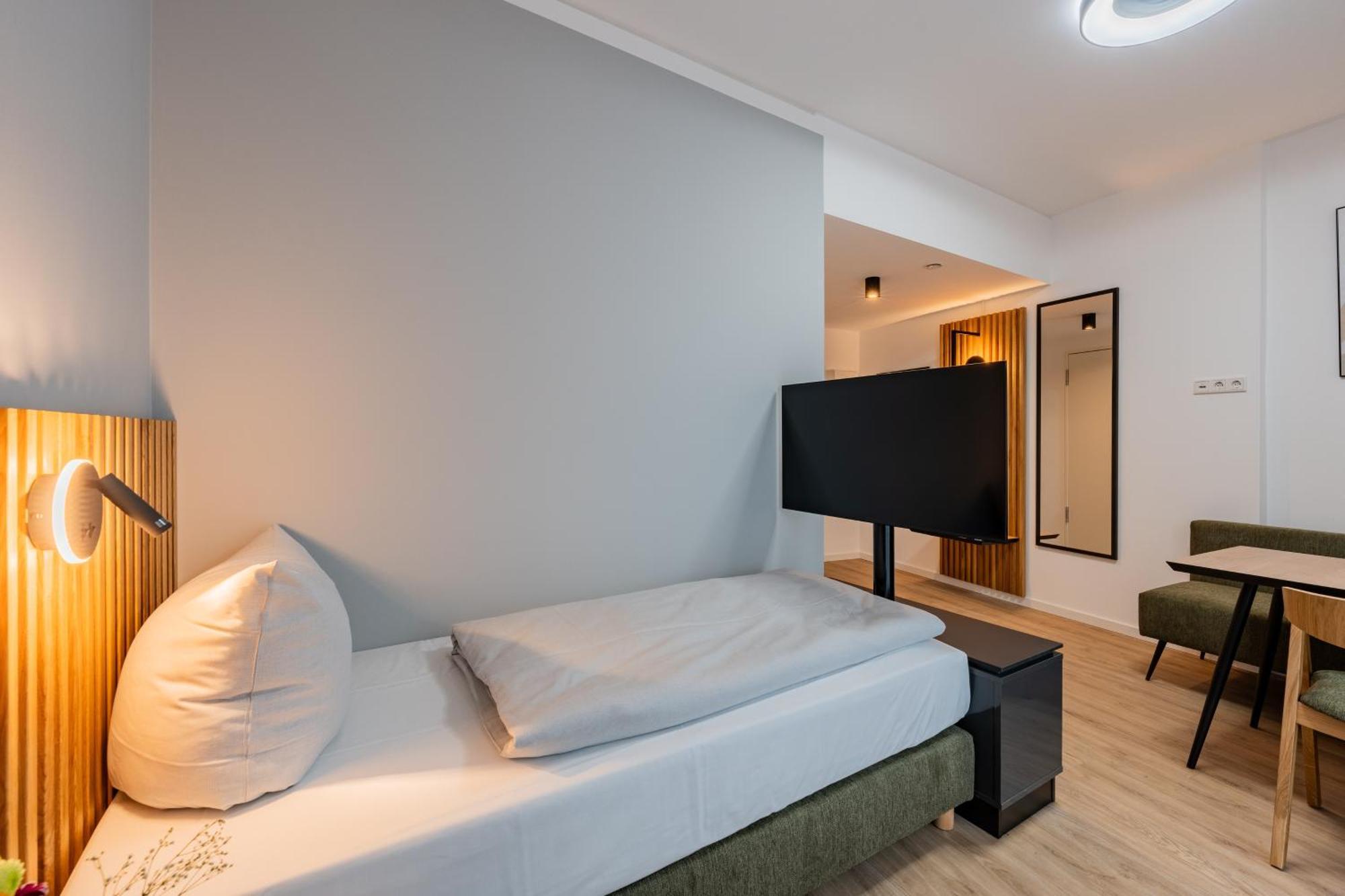 Nena Adlershof Aparthotel Berlin