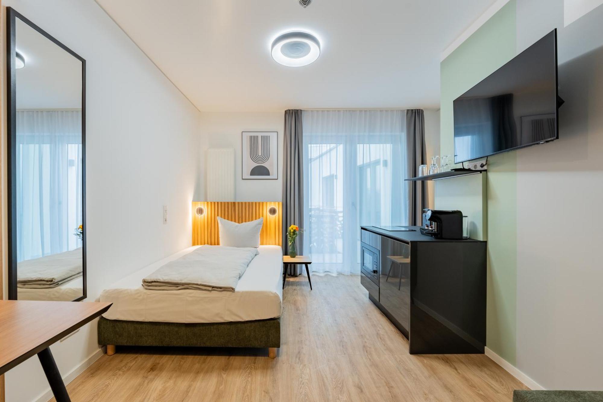 Nena Adlershof Berlin