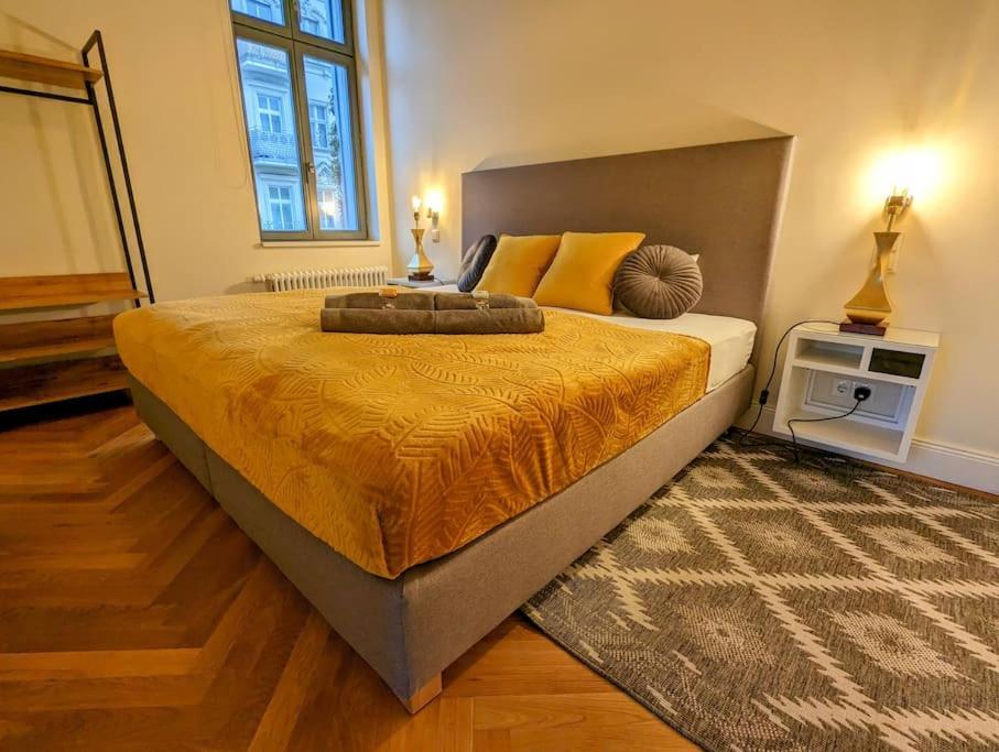 Modern Building With Vertical Garden & 2 Bedrooms Apartamento Berlim