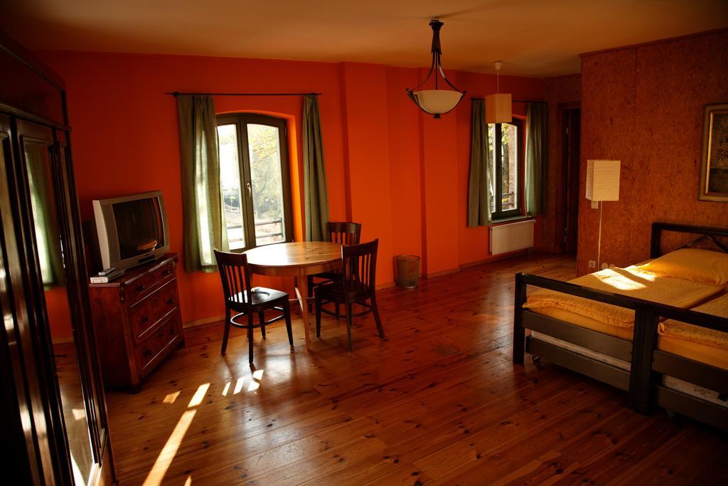 Seminar- Und Gaestehaus Flussbad Gartenstrasse