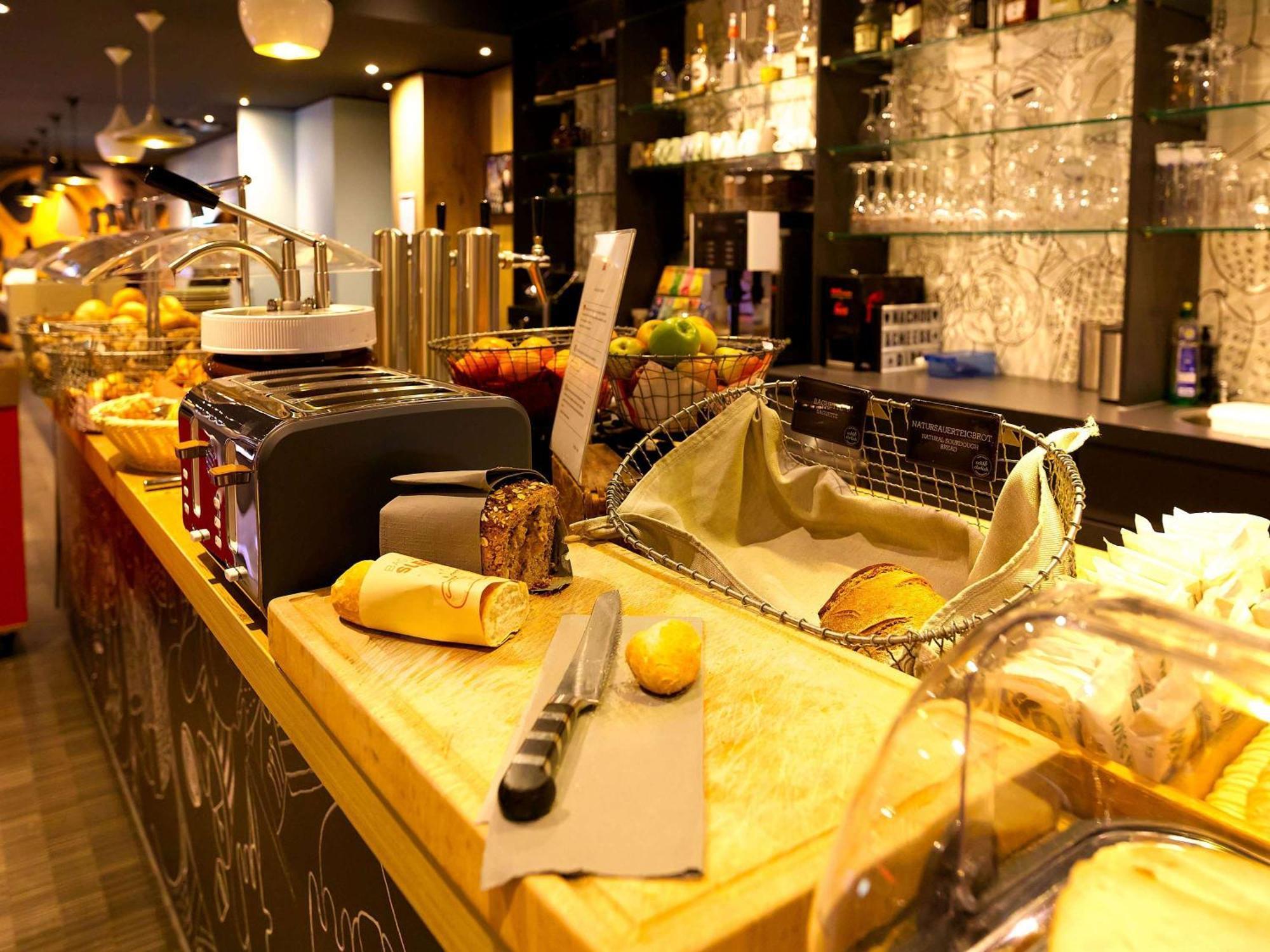 Hotel Ibis City Potsdamer Platz 2*