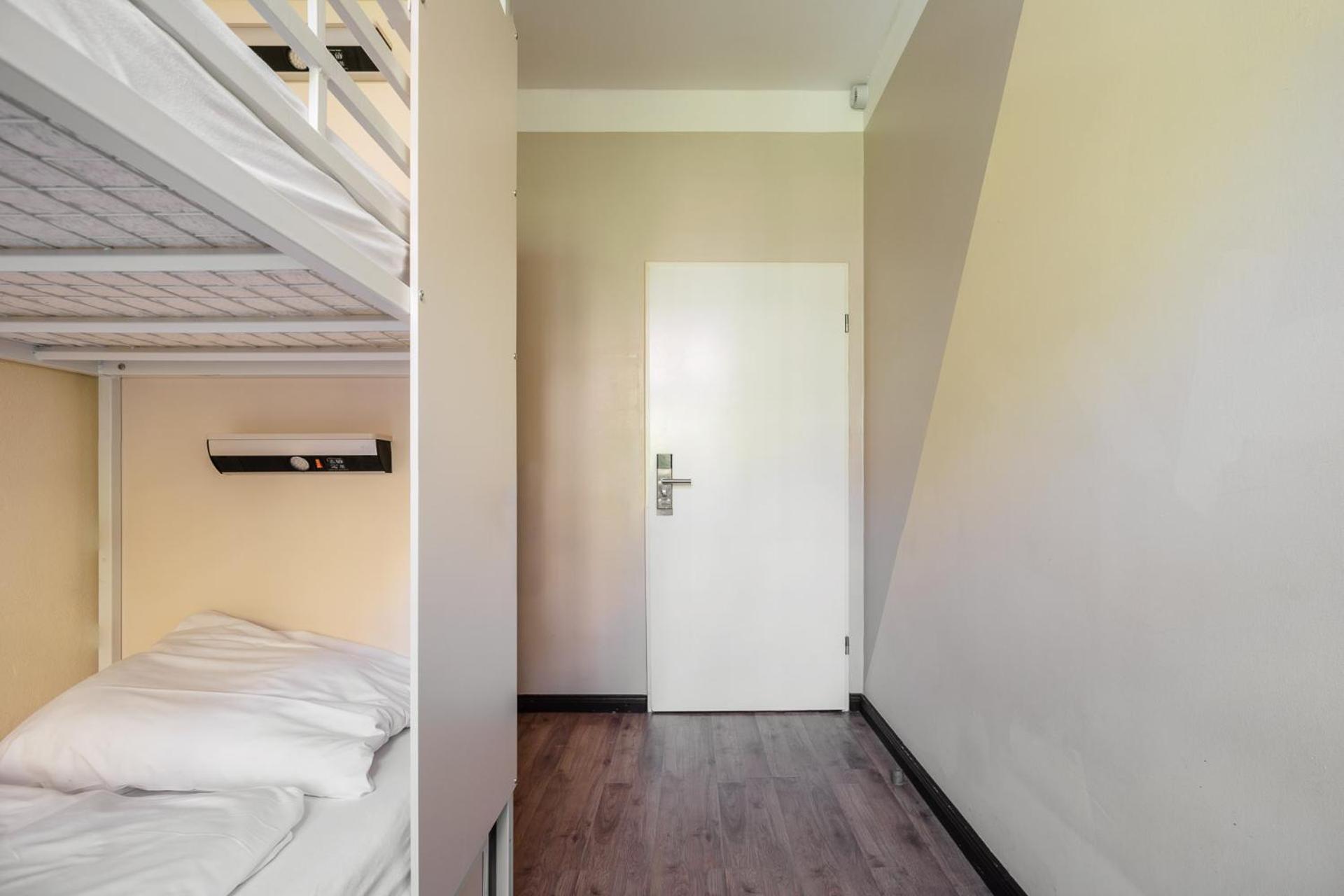 Albergue Eastseven *