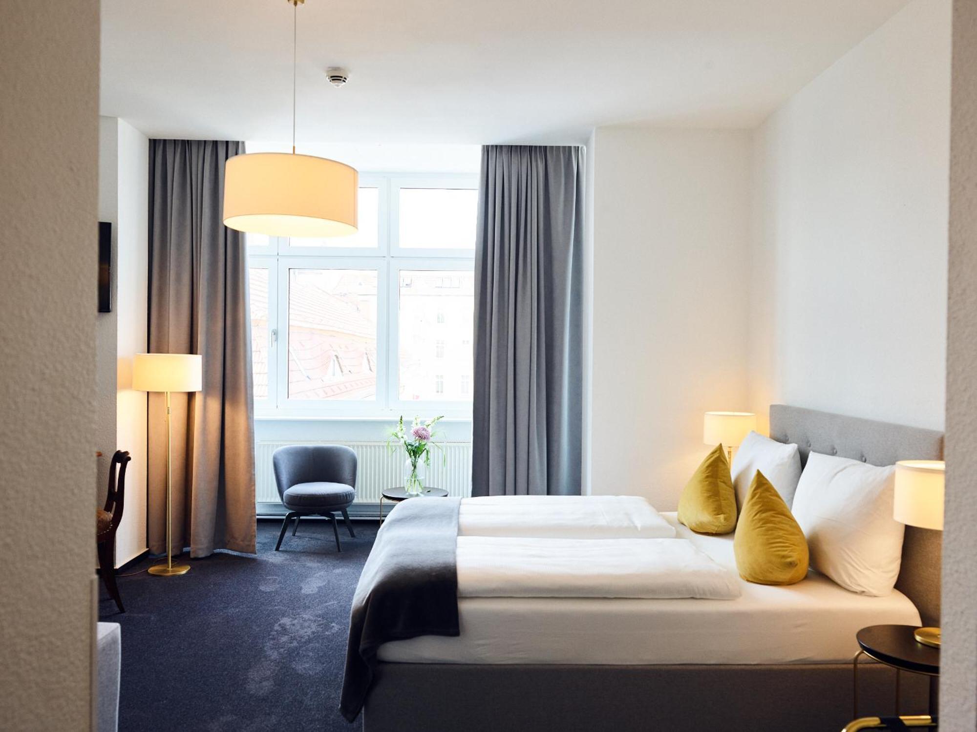 Lindenufer 3* Berlim