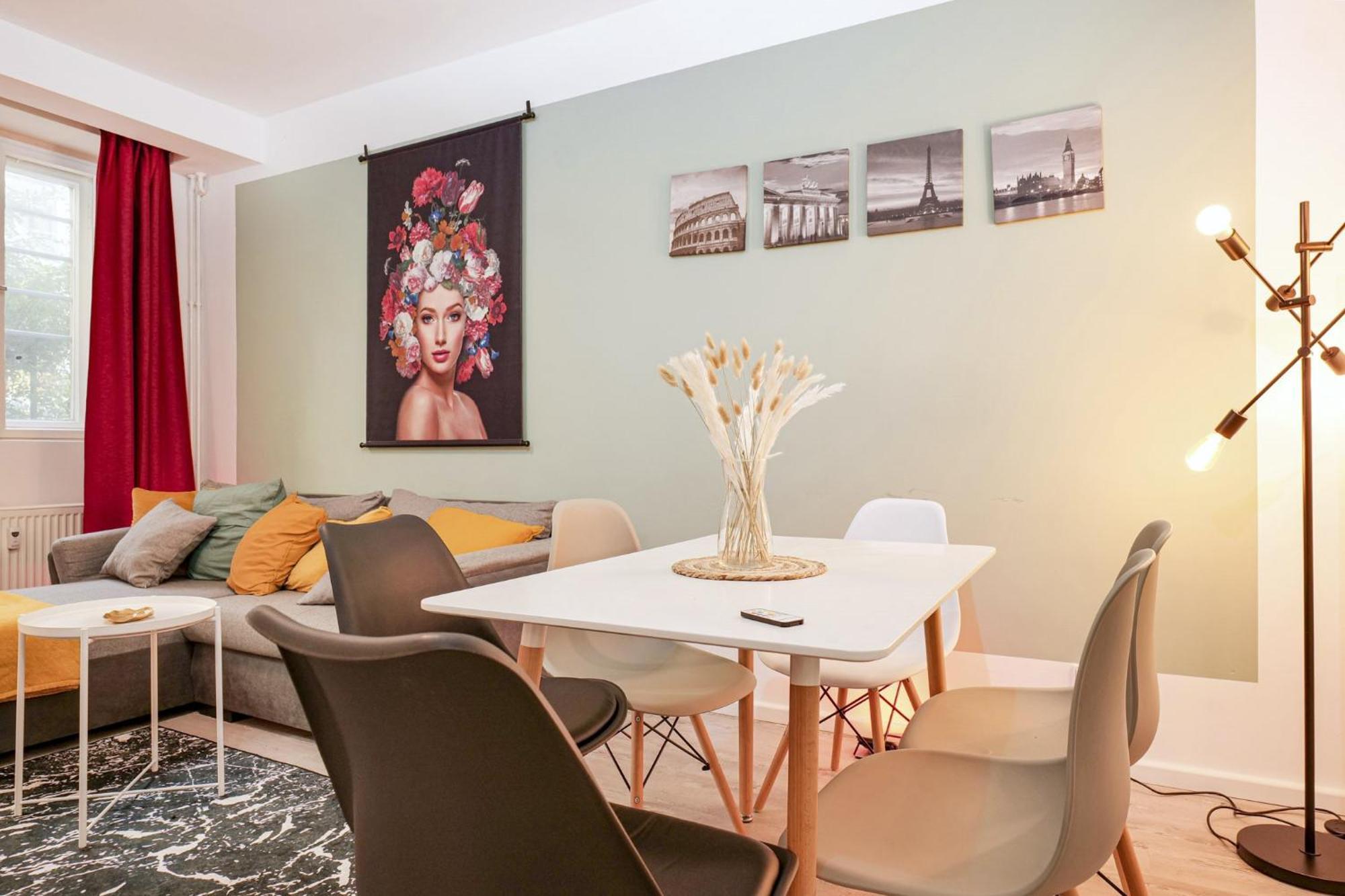 Blue Chili 31 - Stadtwohnung Fuer 7 - Modern Zentral Karlshorst Wlan Apartamento Berlim