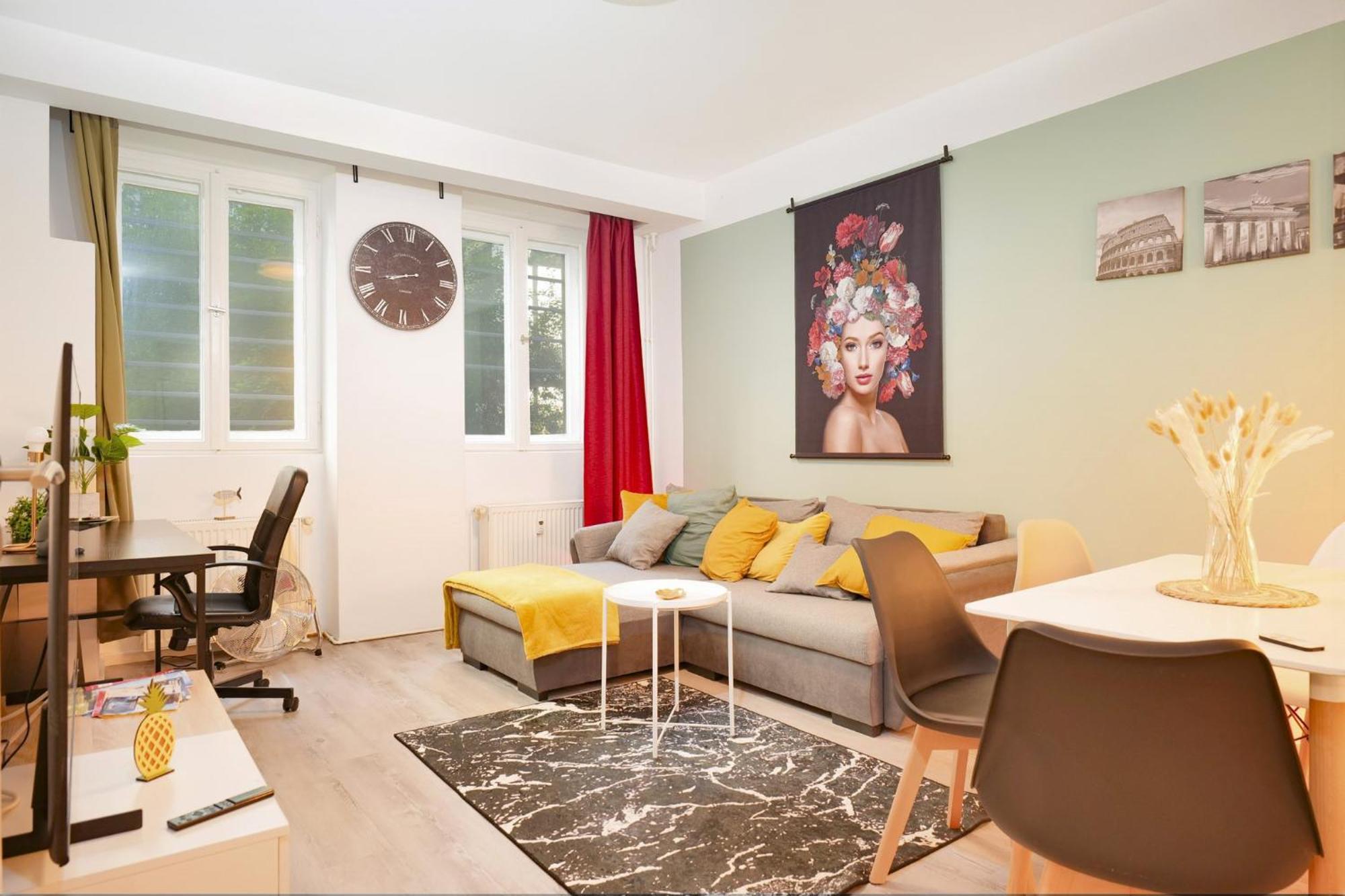 Apartamento Blue Chili 31 - Stadtwohnung Fuer 7 - Modern Zentral Karlshorst Wlan Berlim