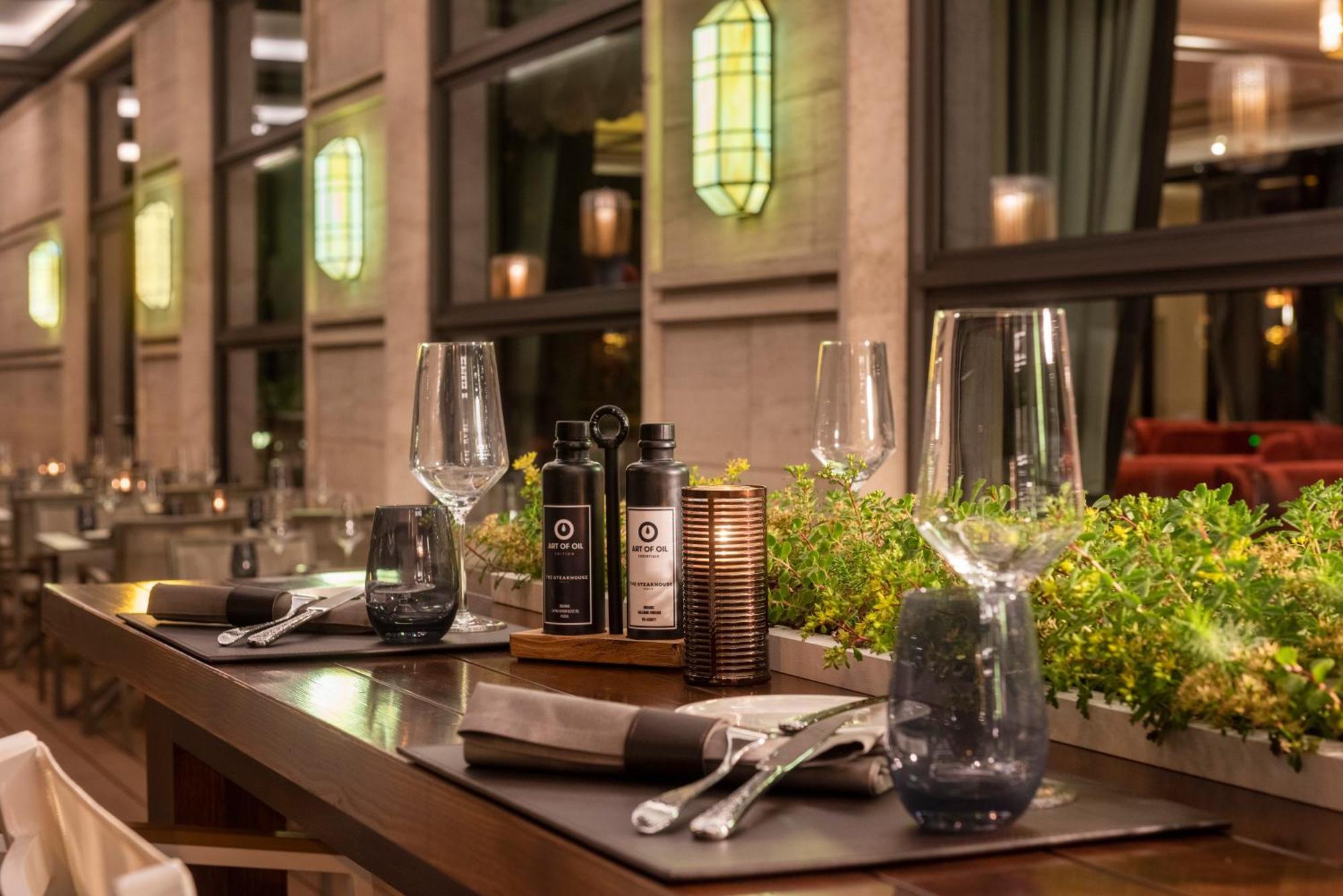 Jw Marriott Hotel 5*
