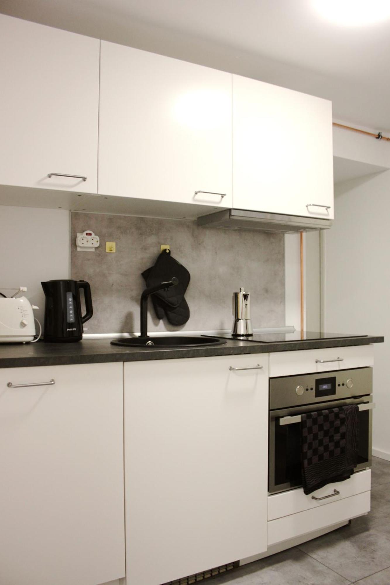 Apartment Cosy, Spacious, And *