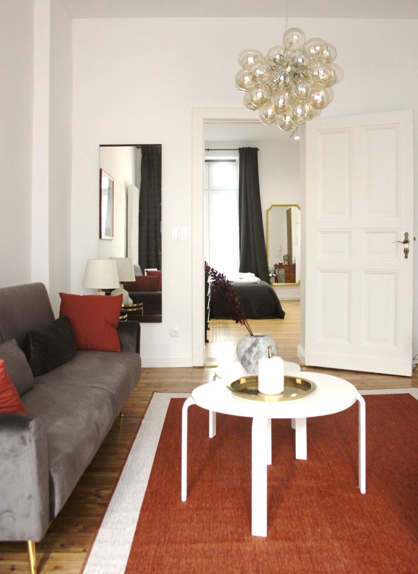 Apartment Cosy, Spacious, And Berlin