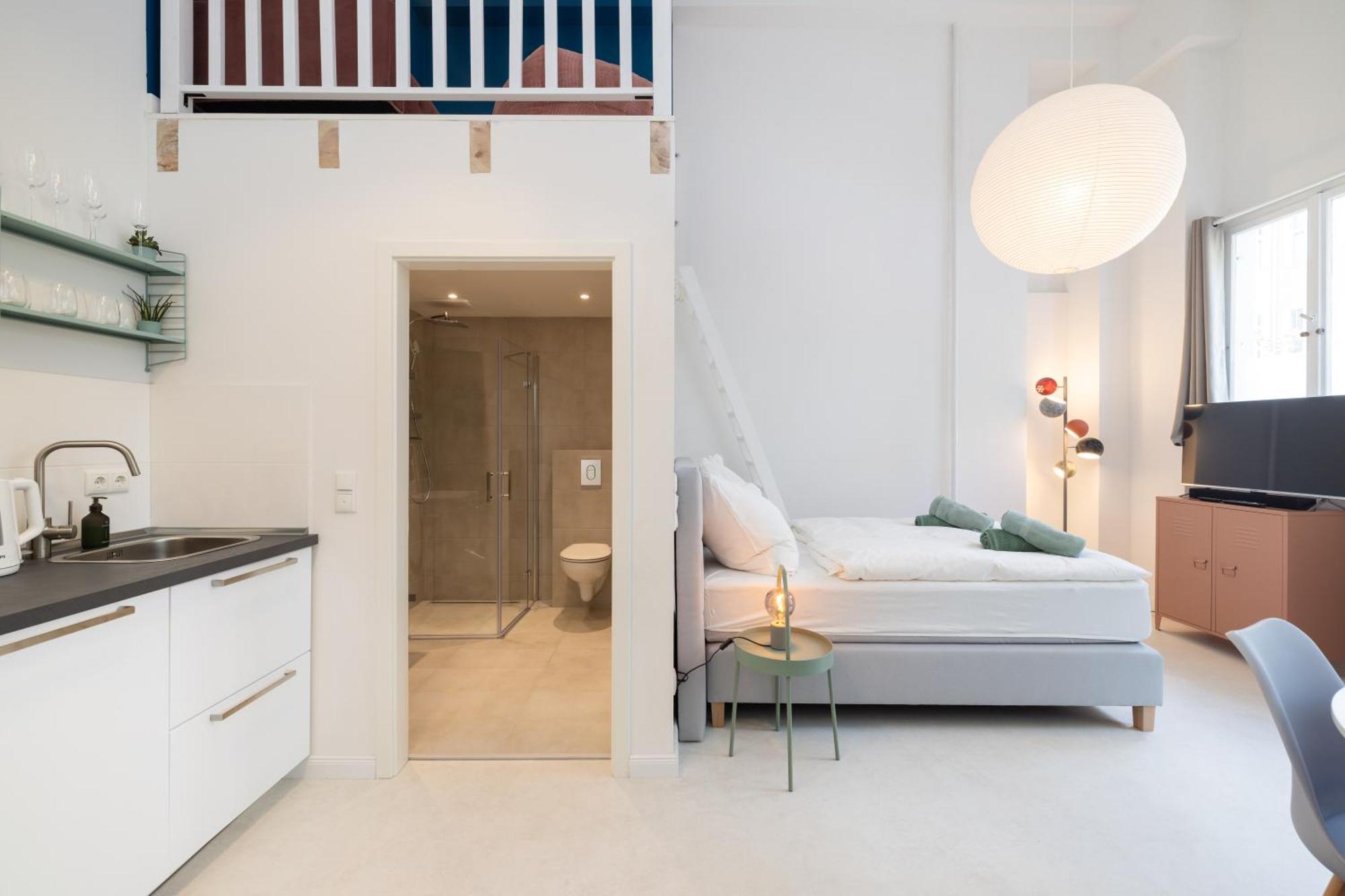Apartamento Great 2-room Loft With 2 Bathrooms And 2 Kitchen Berlim