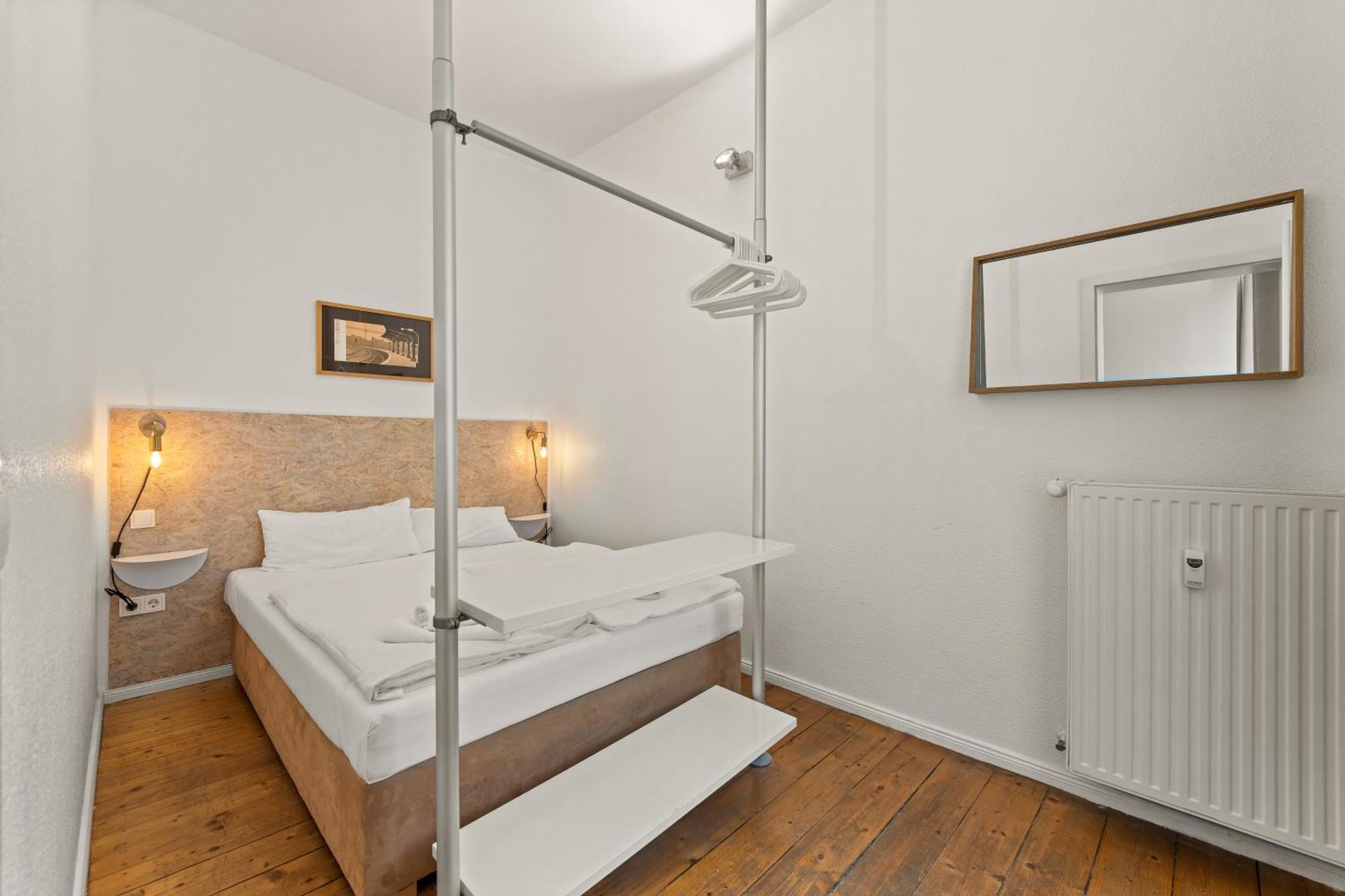 Mooeve Friedrichs Mid Berlin