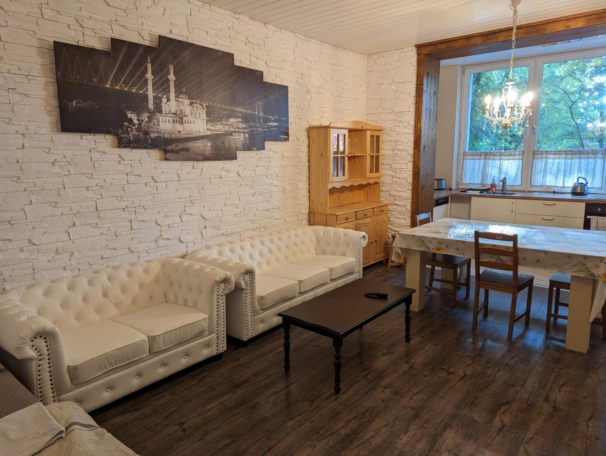 Merry Apartment *