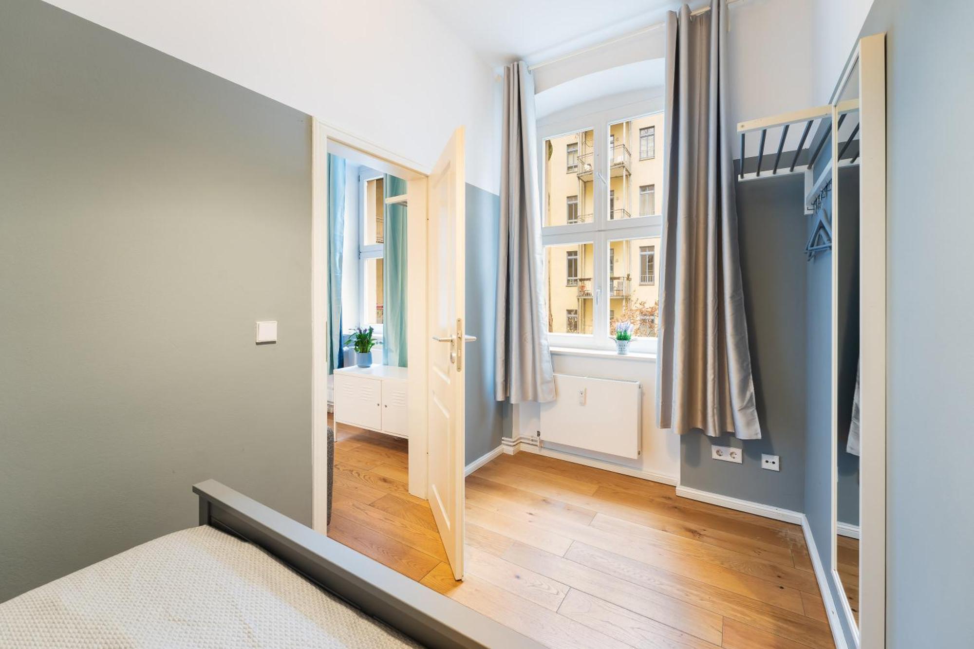 Apartment Downtown Apartments Torstr, 4 Unique Units From 1-3 Bedrooms Berlin