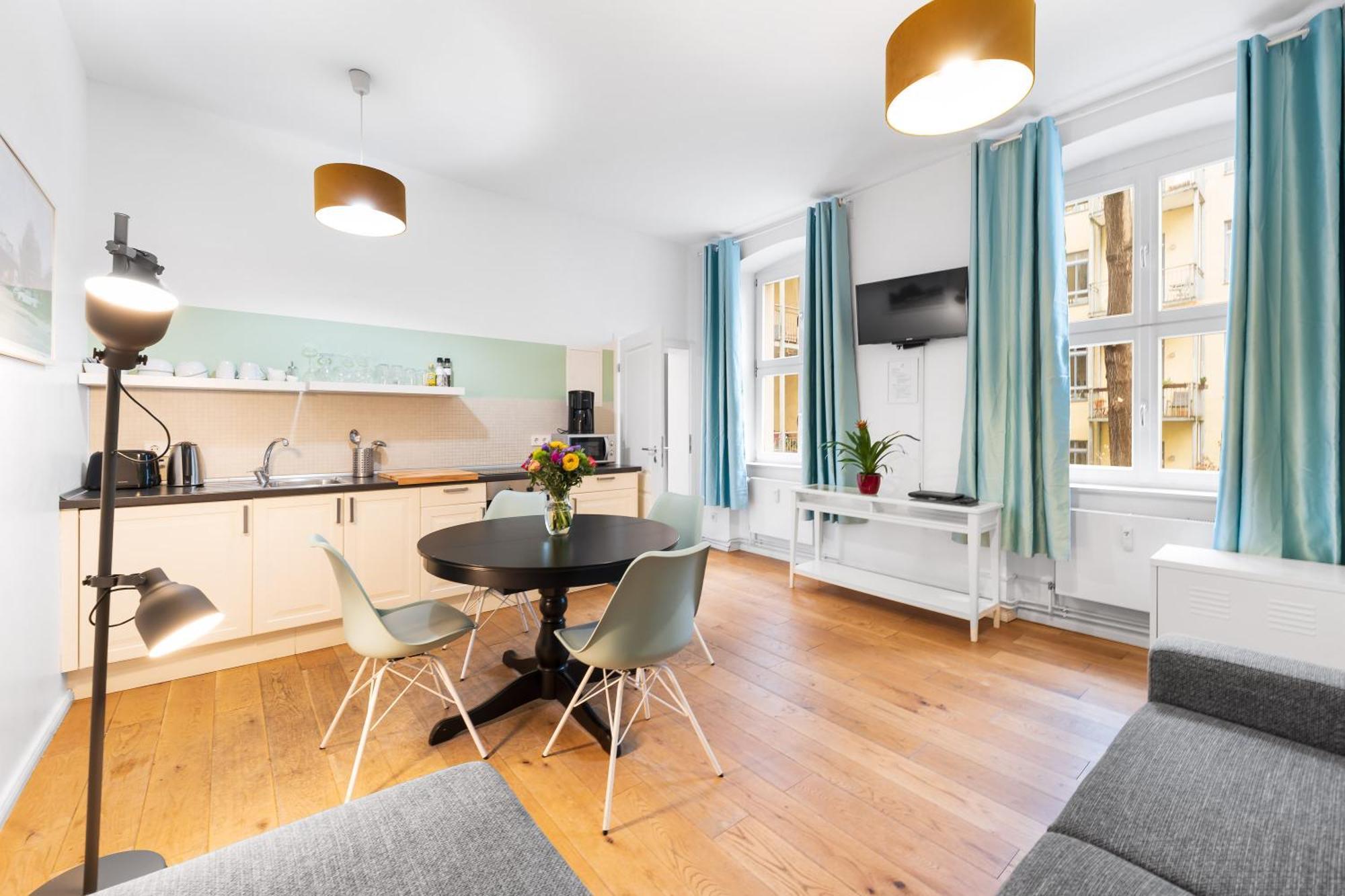 Apartment Downtown Apartments Torstr, 4 Unique Units From 1-3 Bedrooms *