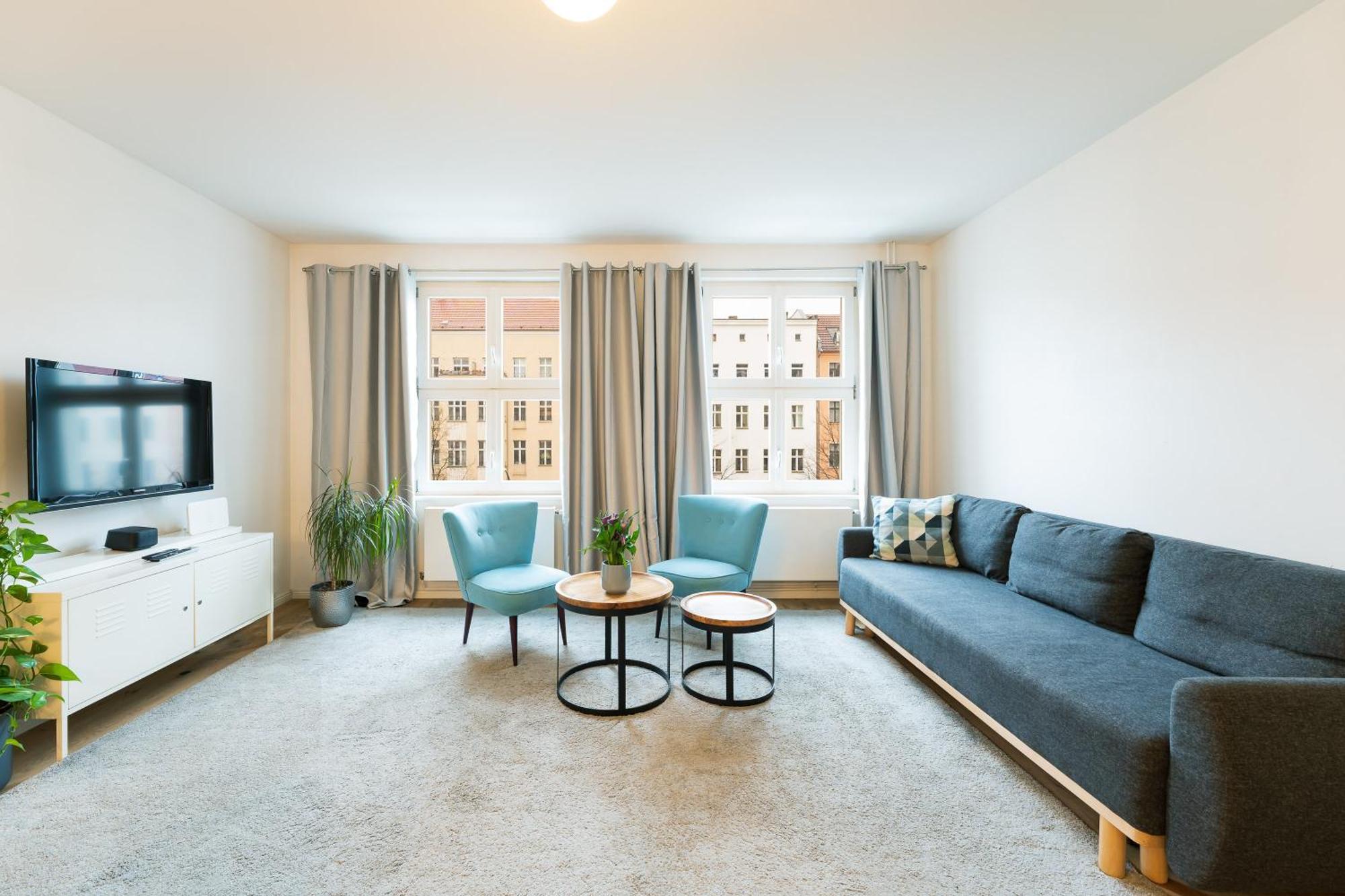 Downtown Apartments Torstr, 4 Unique Units From 1-3 Bedrooms *