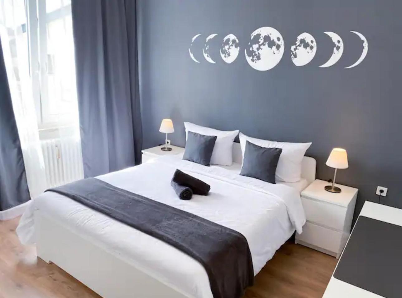 Ku'damm Sunny Studio Apartment Berlin