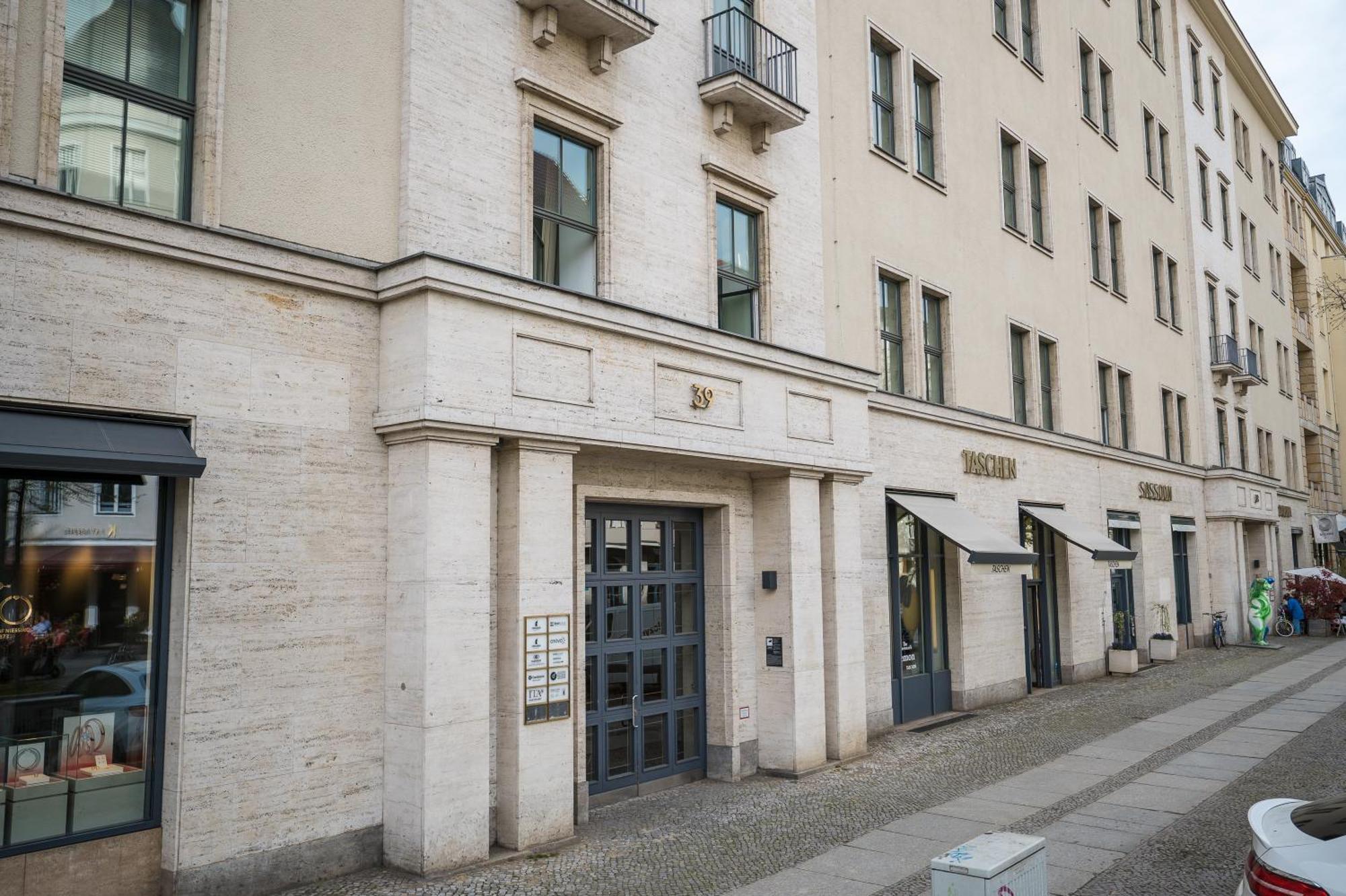Apartment Homaris Schlueterstrasse Berlin