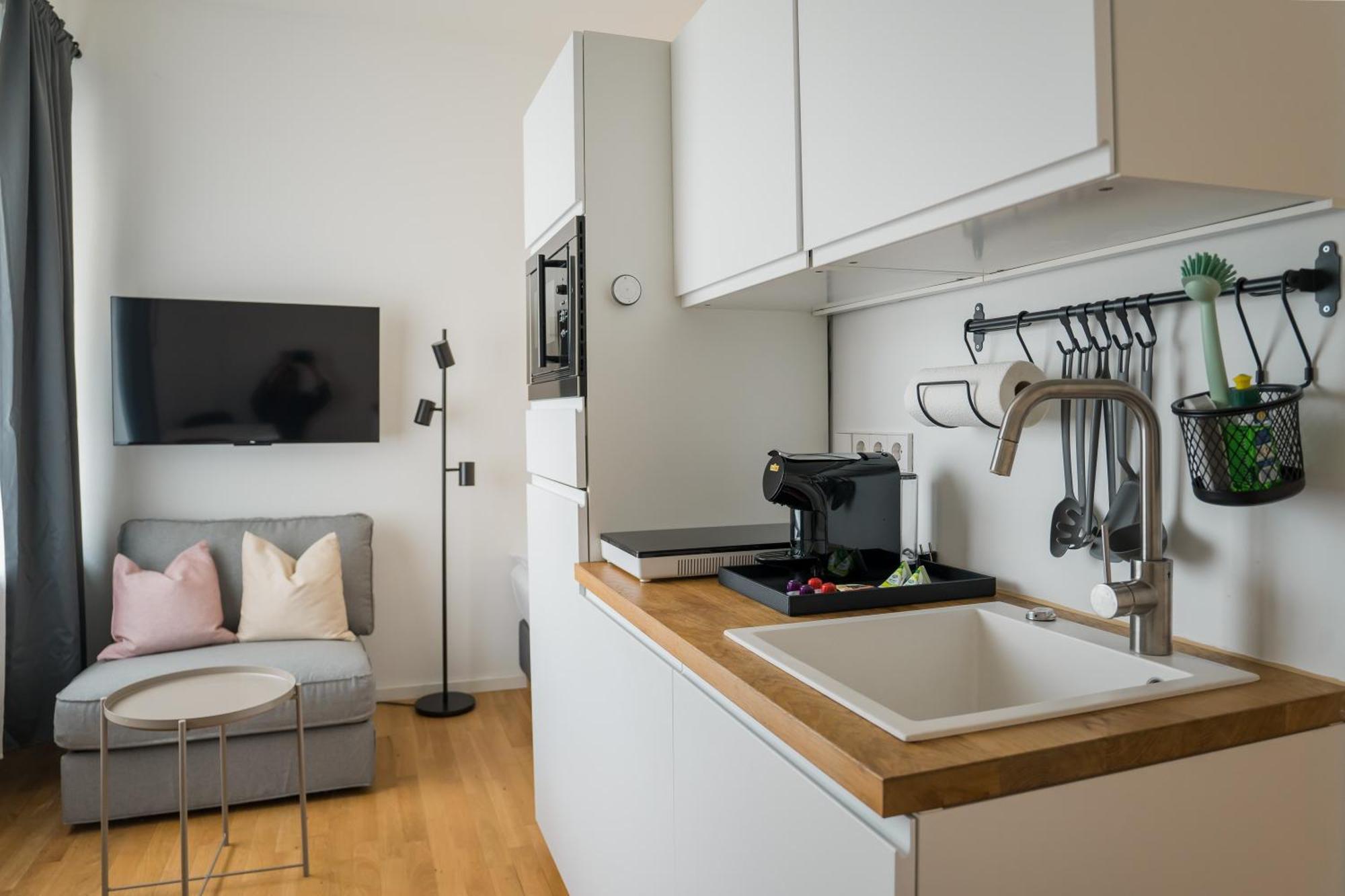 Apartment Homaris Schlueterstrasse Berlin