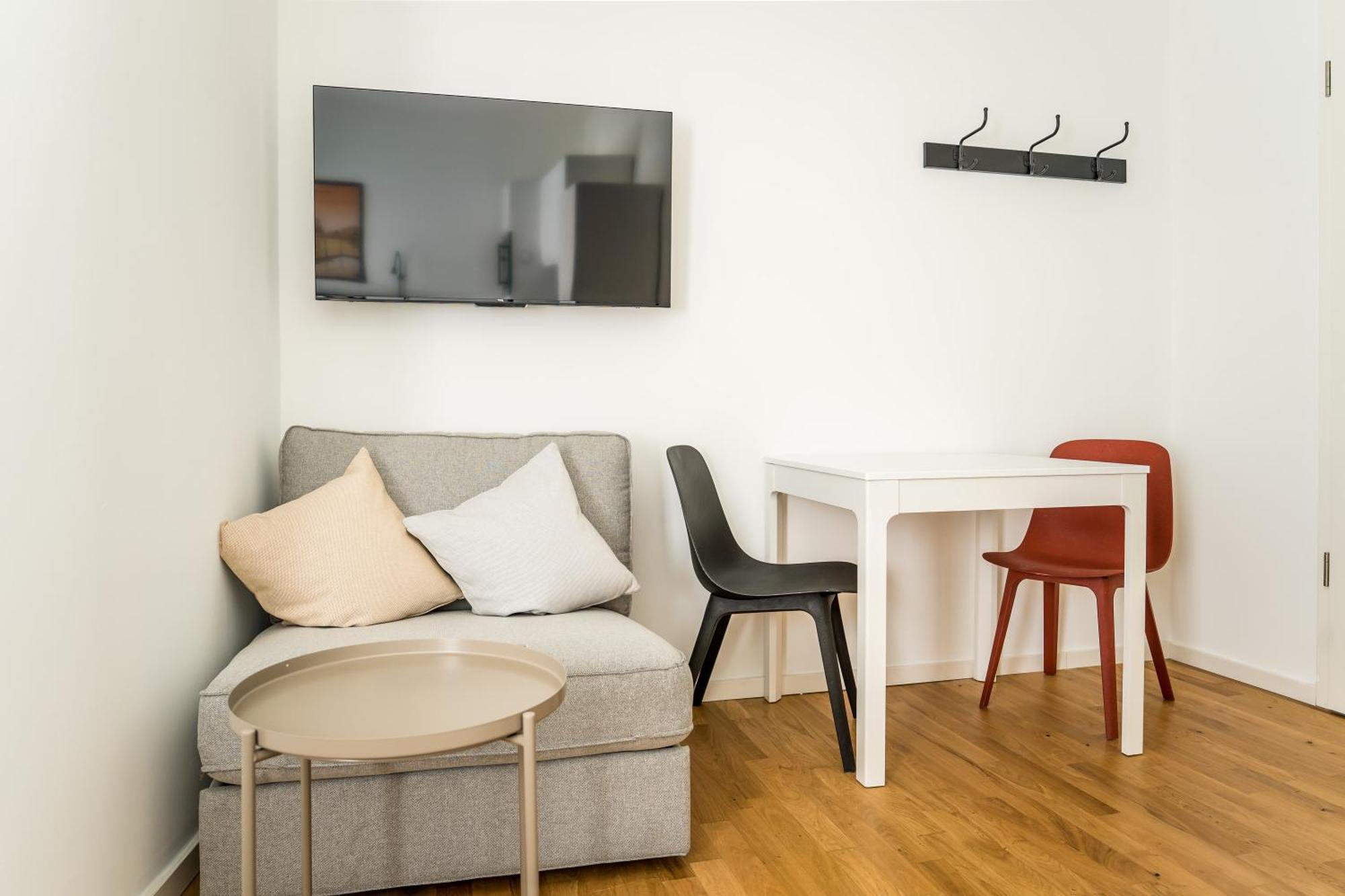 Apartment Homaris Schlueterstrasse Berlin