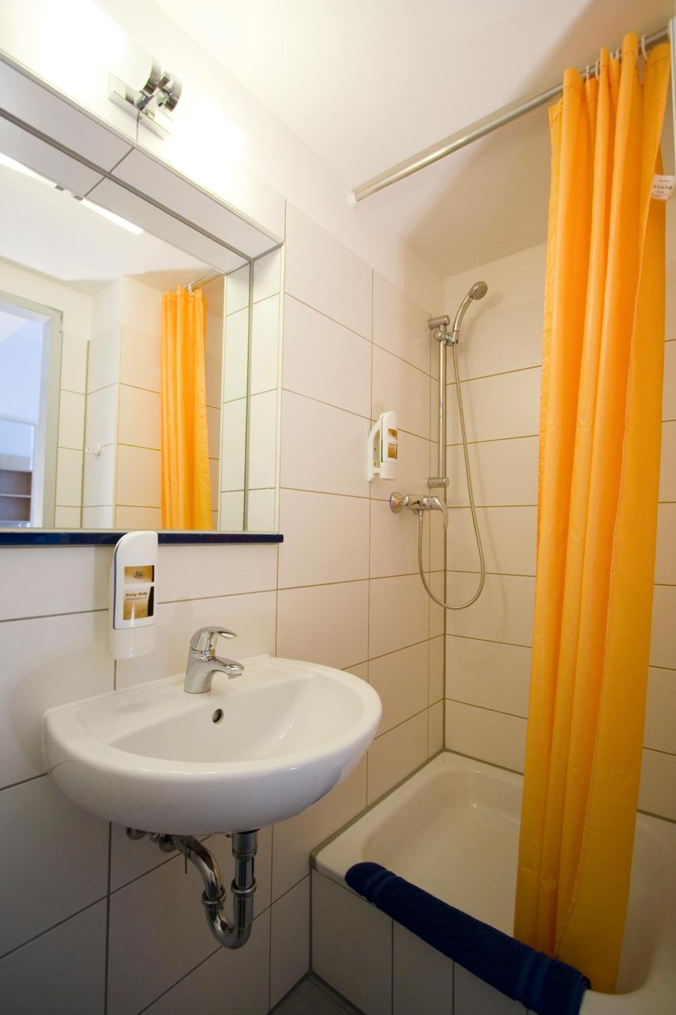 Hotel Transit Loft 2*