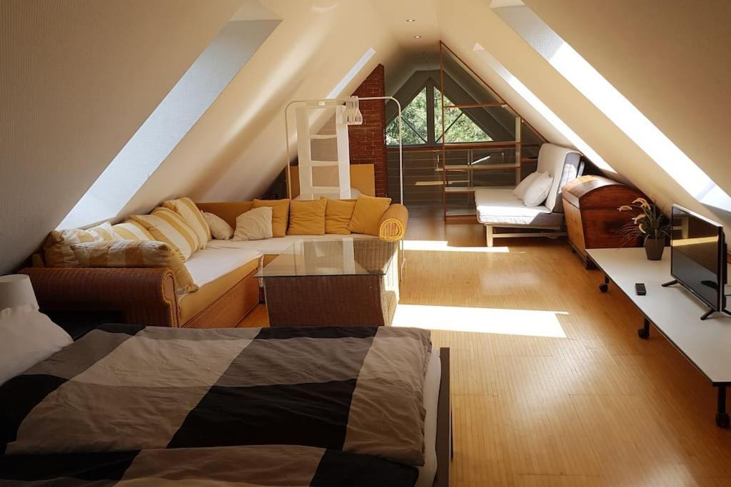 Apartment Dachwohnung Mit Wasserblick Und Eigenem Bootssteg Berlin
