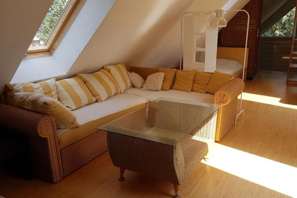 Apartment Dachwohnung Mit Wasserblick Und Eigenem Bootssteg