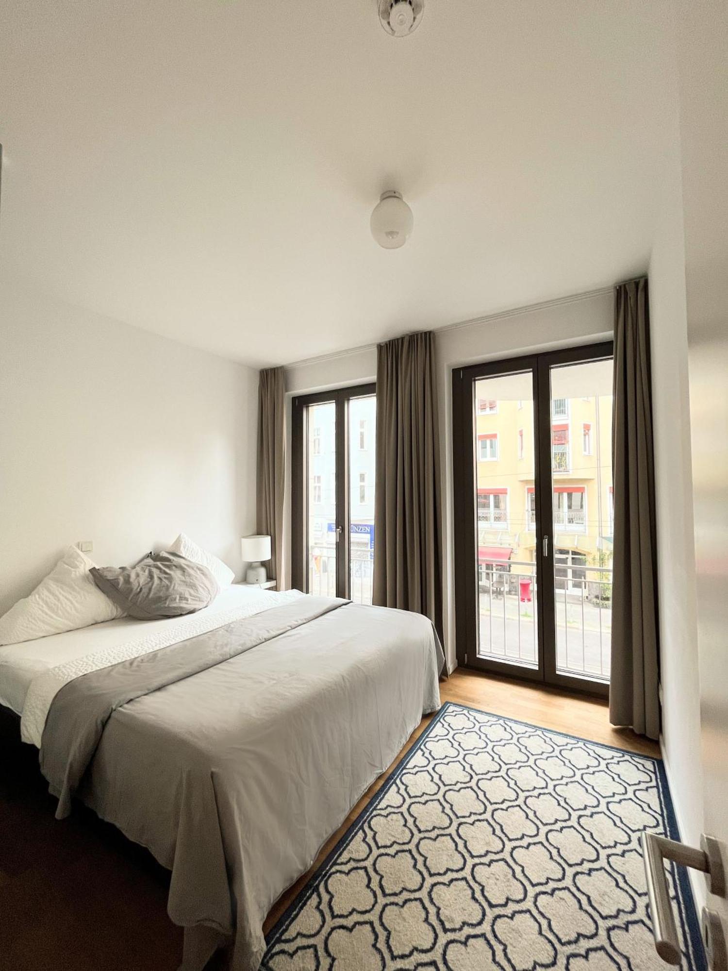 Modern Apartment In Mitte Berlin