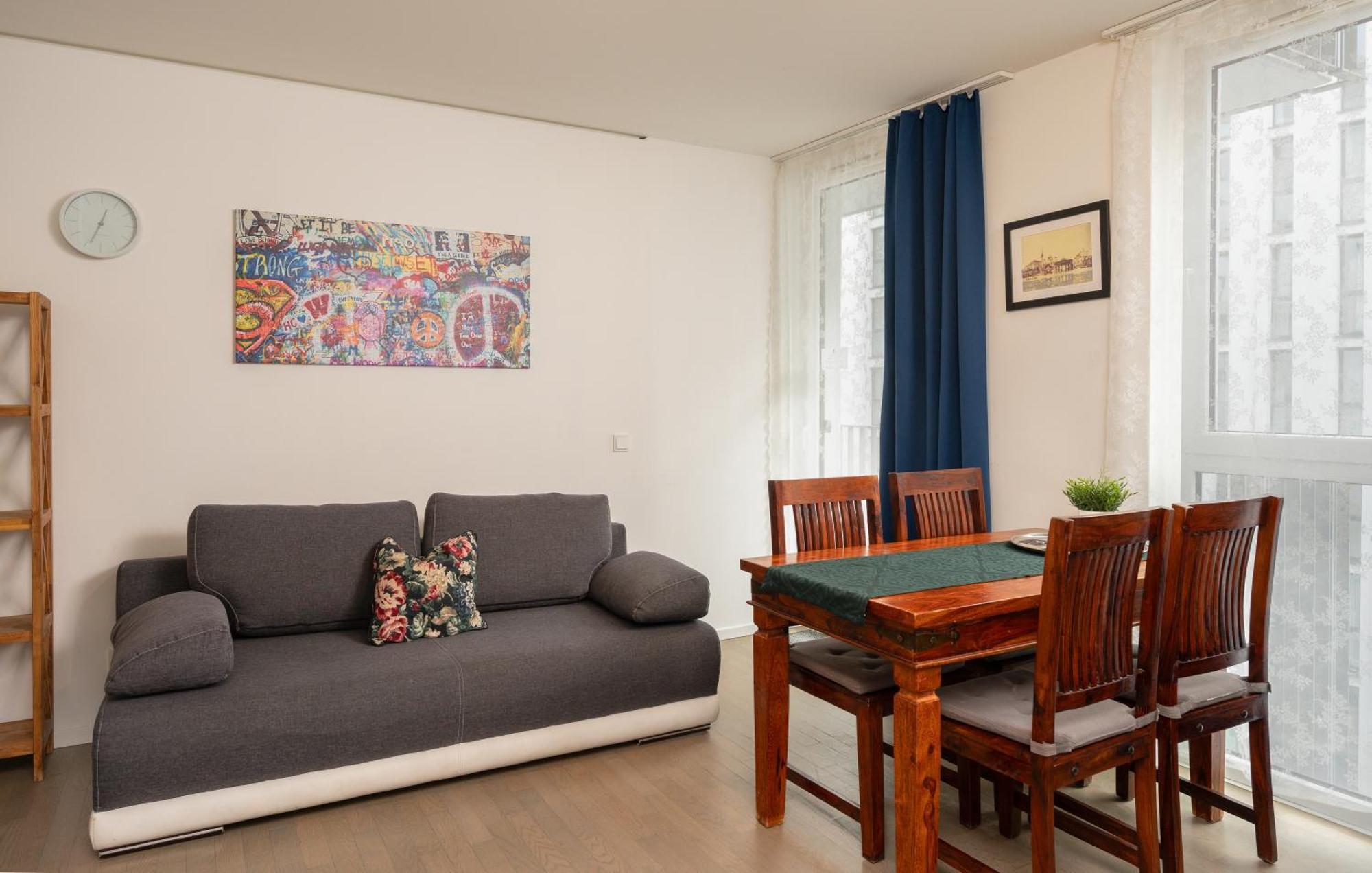 At Alexanderplatz Apartment Berlin
