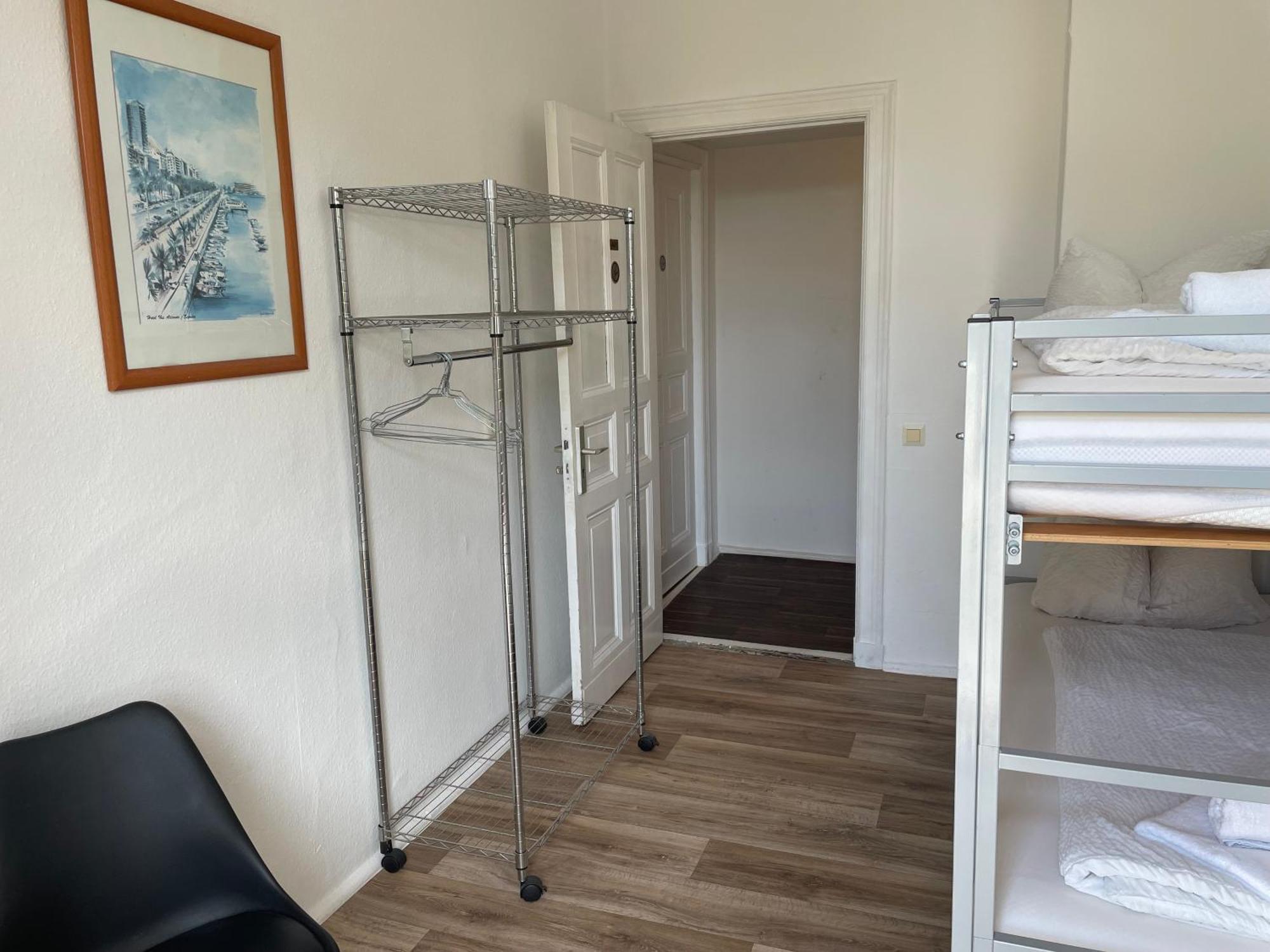 Hotel-pension Adamshof 2*