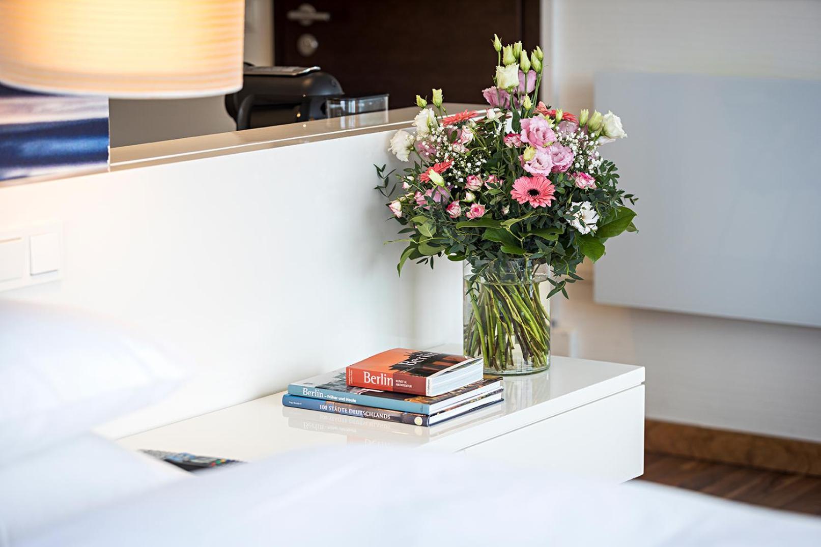 Hotel Pestana Tiergarten 4*