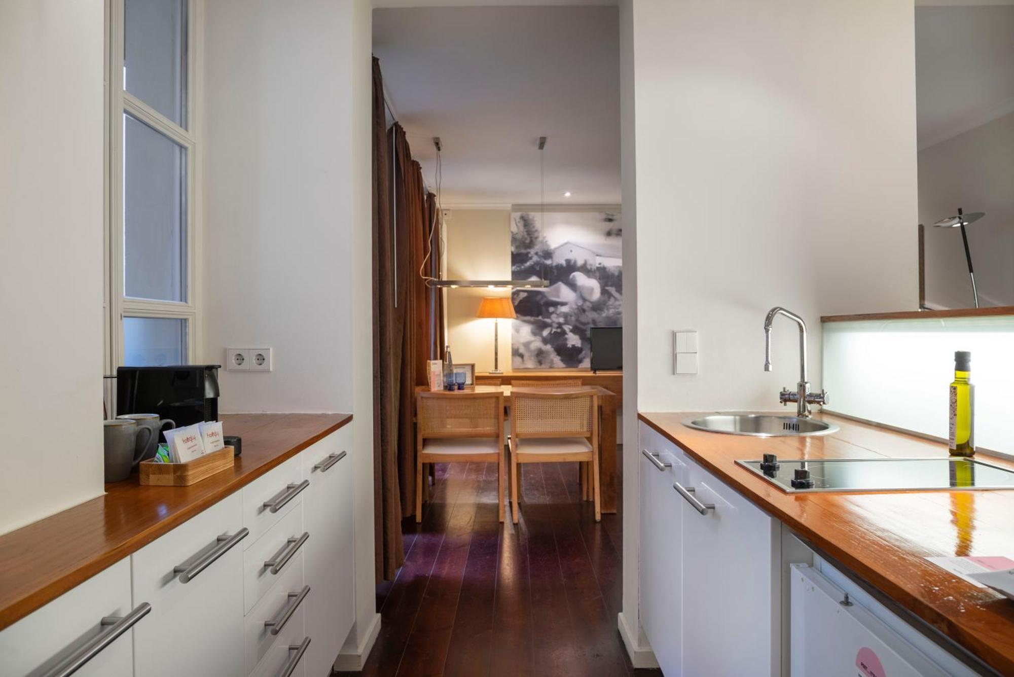Numa Belfort Aparthotel 4*