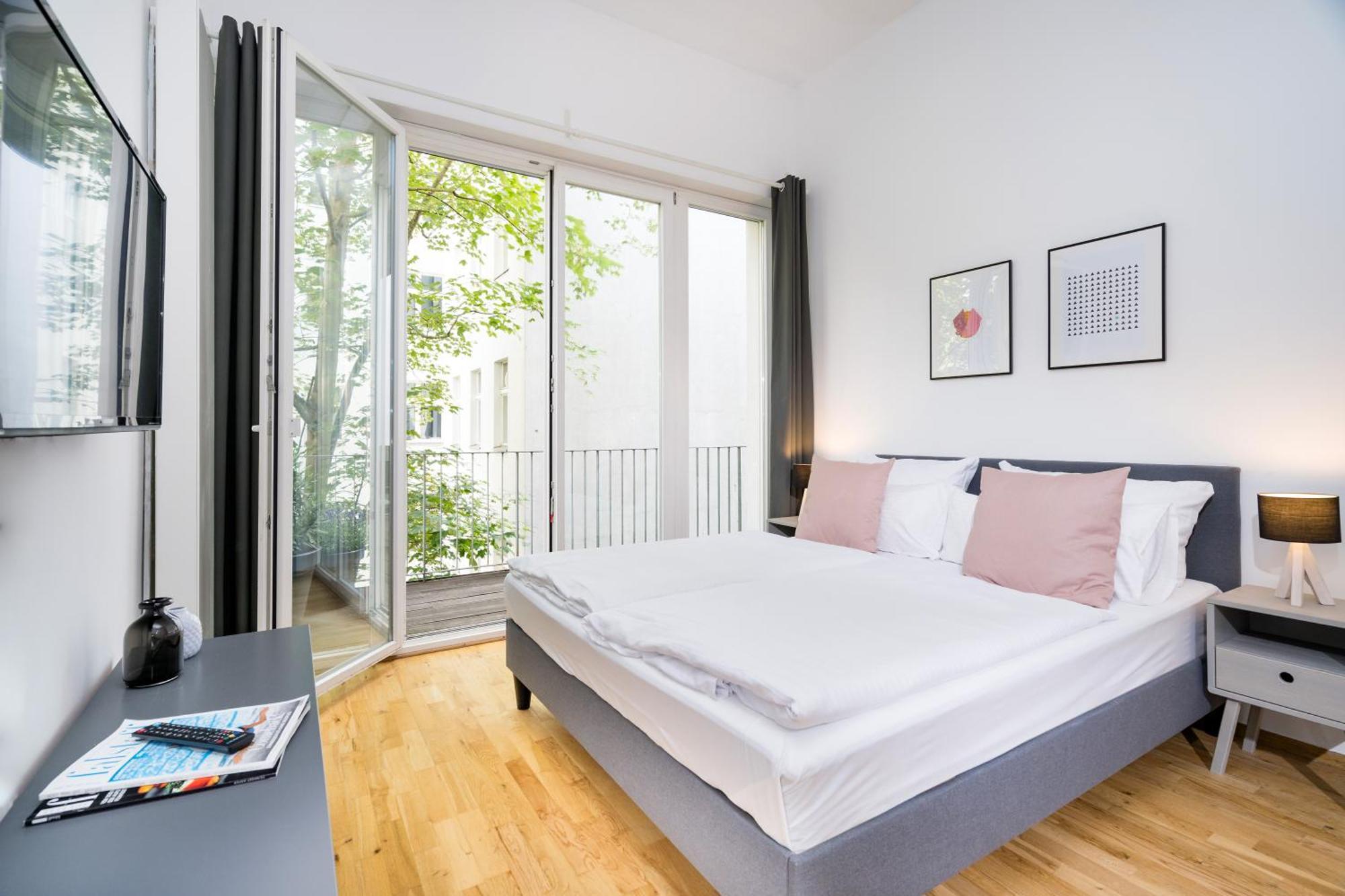 Aparthotel Bensimon Prenzlauer Berg 4*