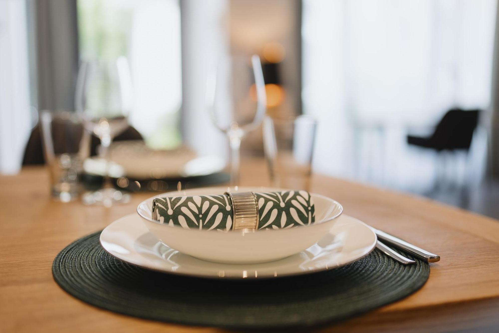 Homely - Luxury Loft, Modern, Near Kurfuerstendamm I Cafe *