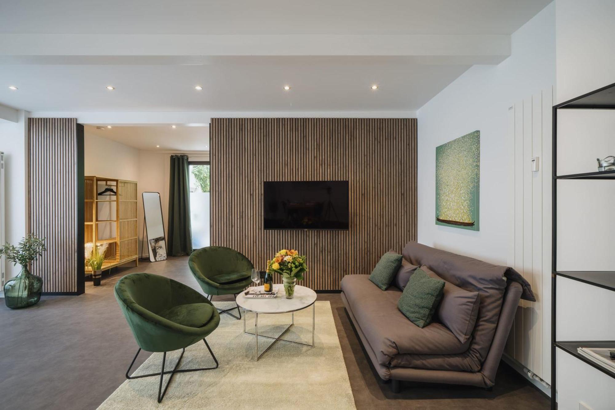 Apartment Homely - Luxury Loft, Modern, Near Kurfuerstendamm I Cafe *