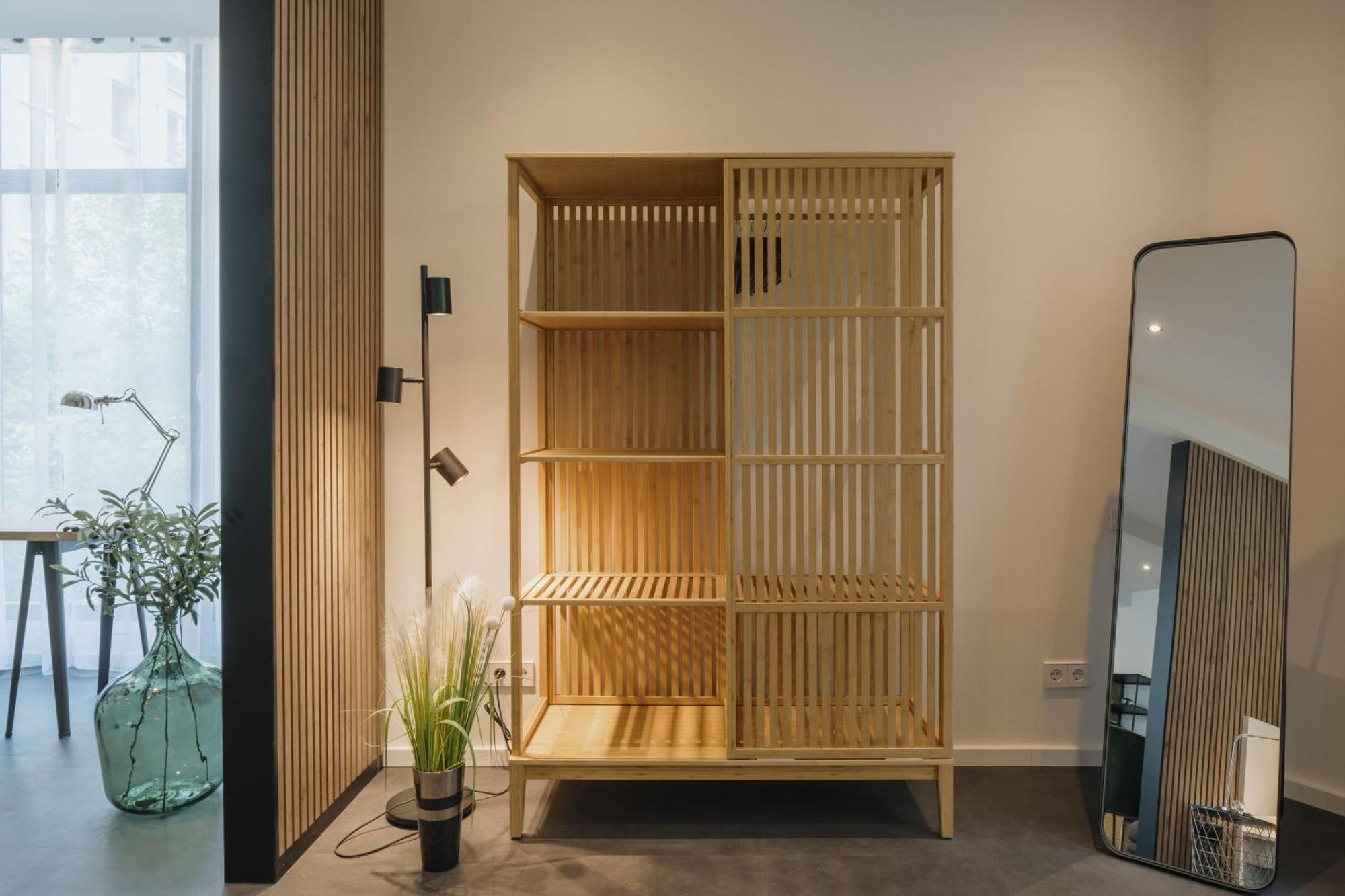 Homely - Luxury Loft, Modern, Near Kurfuerstendamm I Cafe